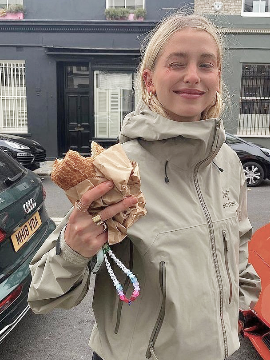 (W) Arc'terx Beta SV Jacket Pineberry, (W) Arc'teryx Gamma SL Hoody Jupiter 착용 스타일 - 5