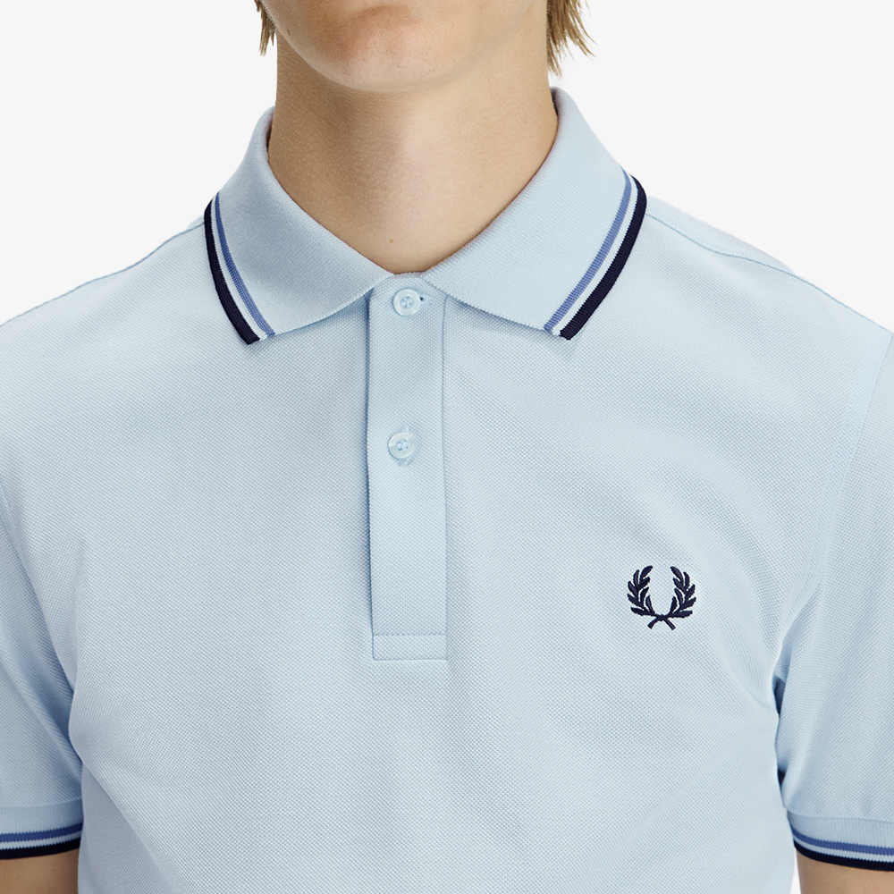 [KREAM 단독] 프레드페리 M3600 트윈 팁 프레드페리 셔츠 라이트아이스 에이스블루 네이비([KREAM 단독] Fred Perry Twin Tipped Fred Perry Shirt Light Ice Ace Blue Navy) - 4