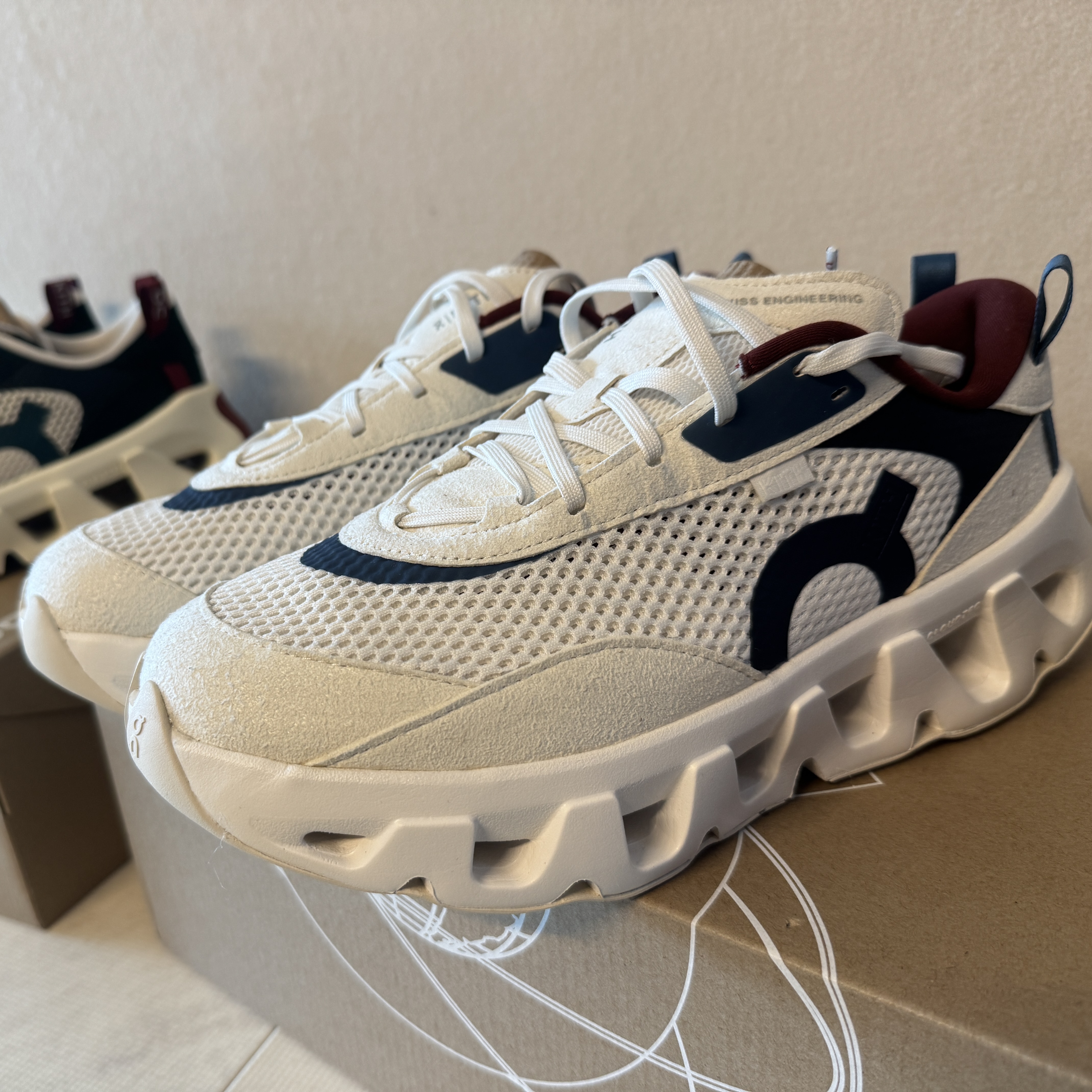 On Running x Kith K-Tech 2 White Real Teal 착용 스타일