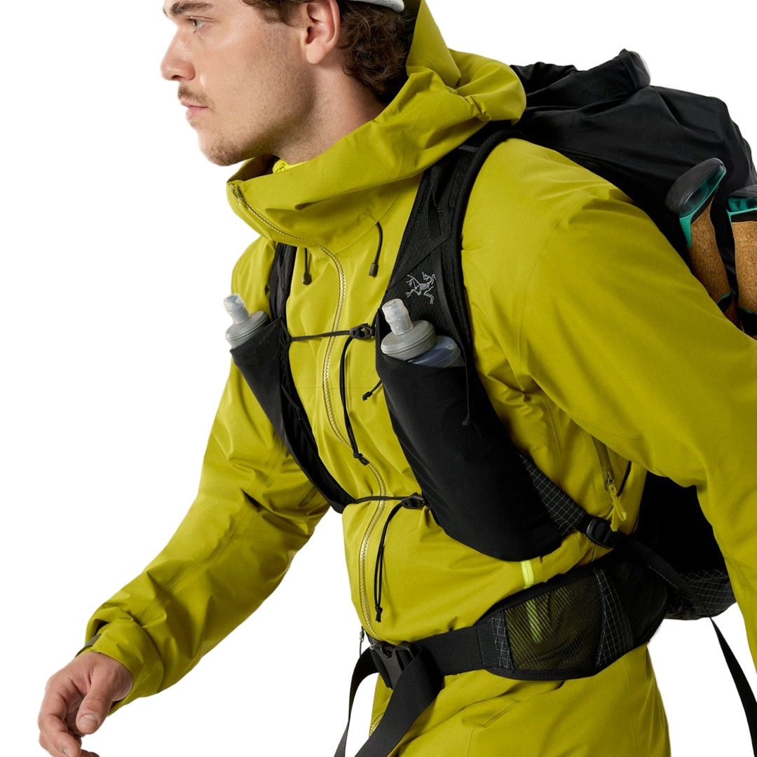 Arc'teryx Beta SL Jacket Olive Moss Euphoria 착용 스타일 - 3