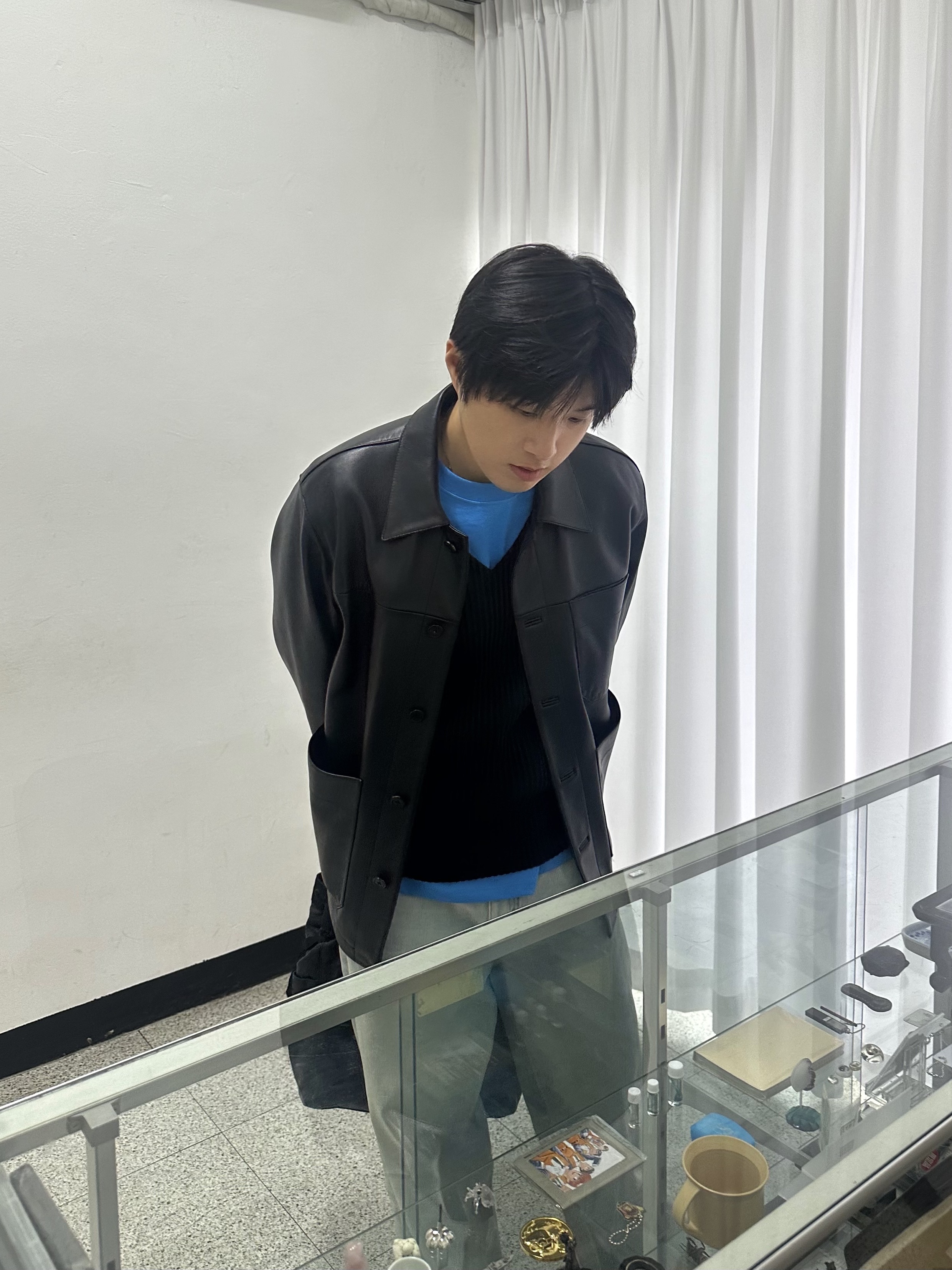 noun Soft Round T-Shirts Blue, noun Wide Denim Pants Light Blue 착용 스타일 - 3