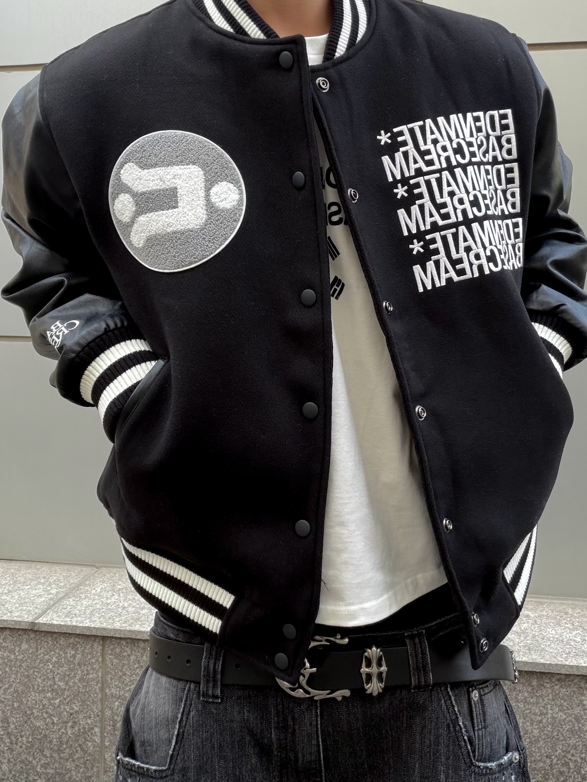 Basecream BCxEDENMATE Leather Varsity Jacket, Kamien Director Jean Black 착용 스타일 - 5