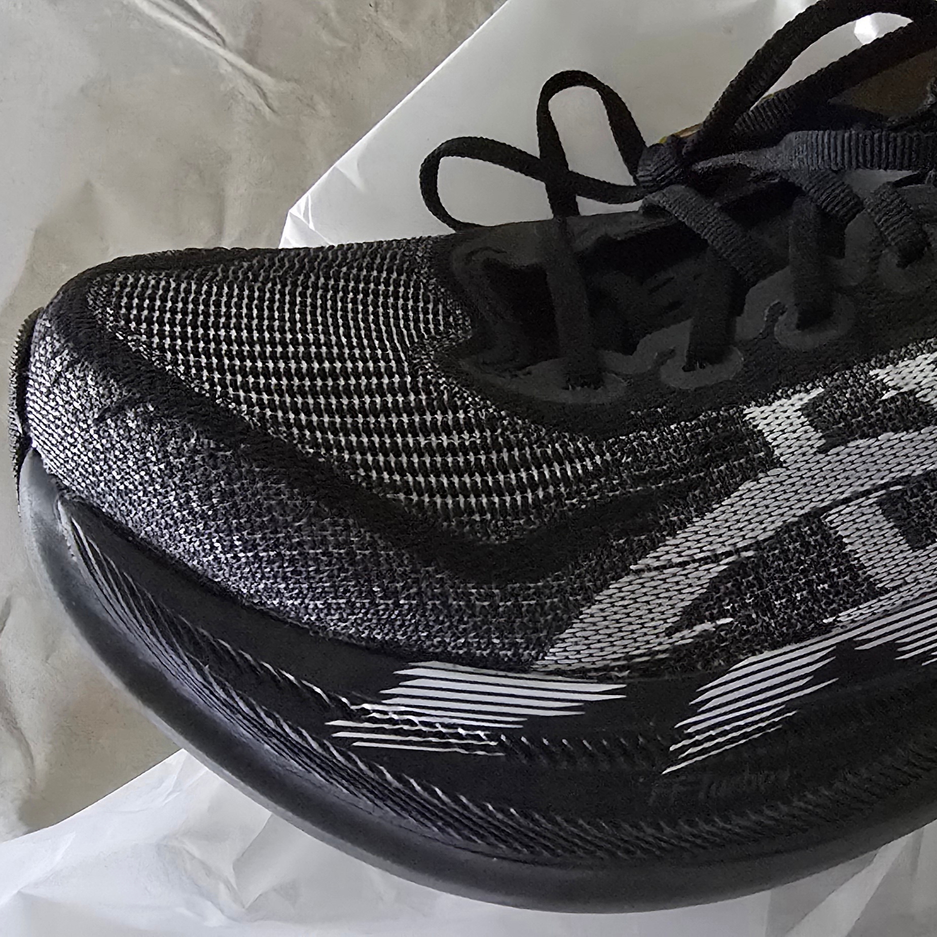 Asics Superblast 2 Black White 착용 스타일 - 2