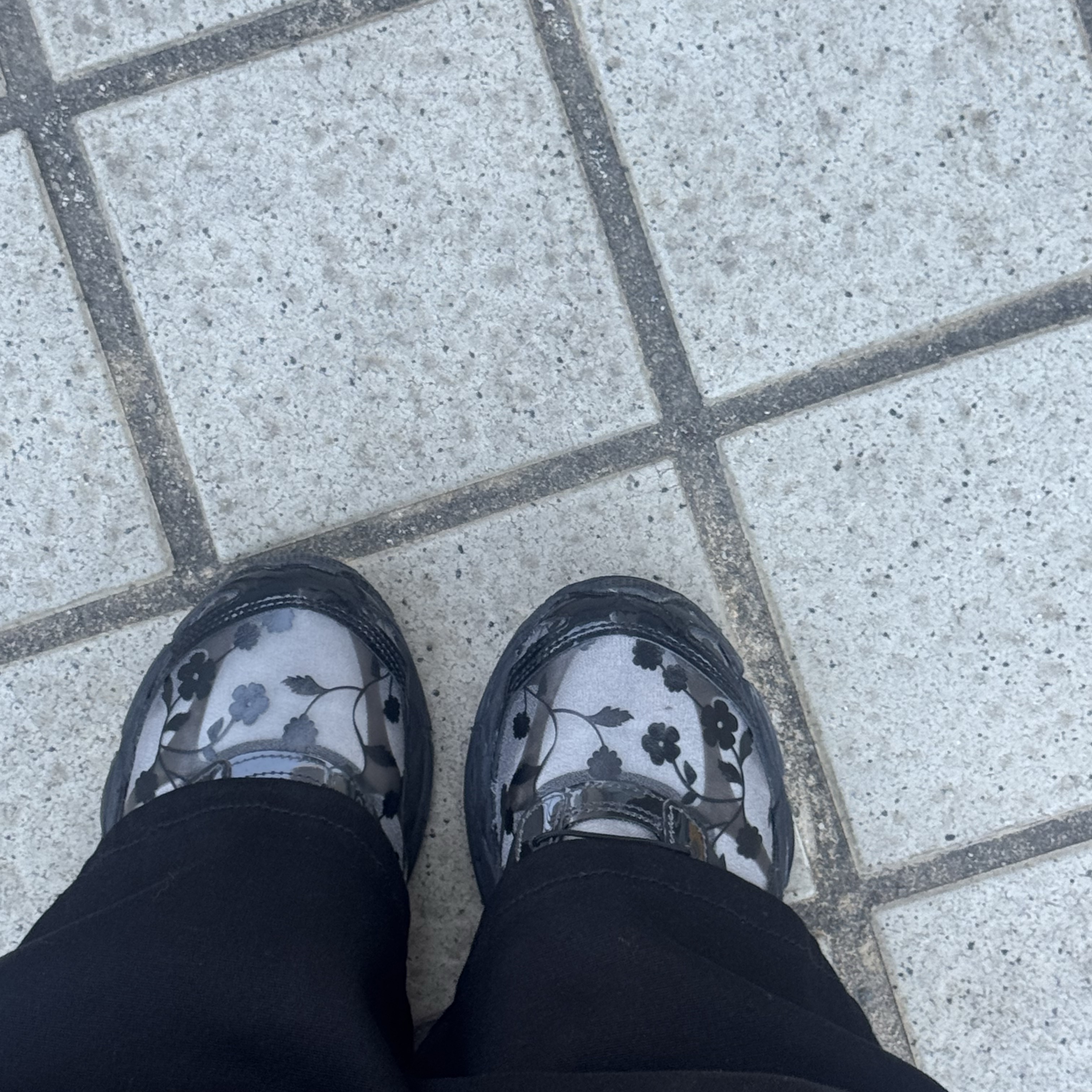 Asics x Cecilie Bahnsen Gel-Cumulus 16 Black 착용 스타일 - 1