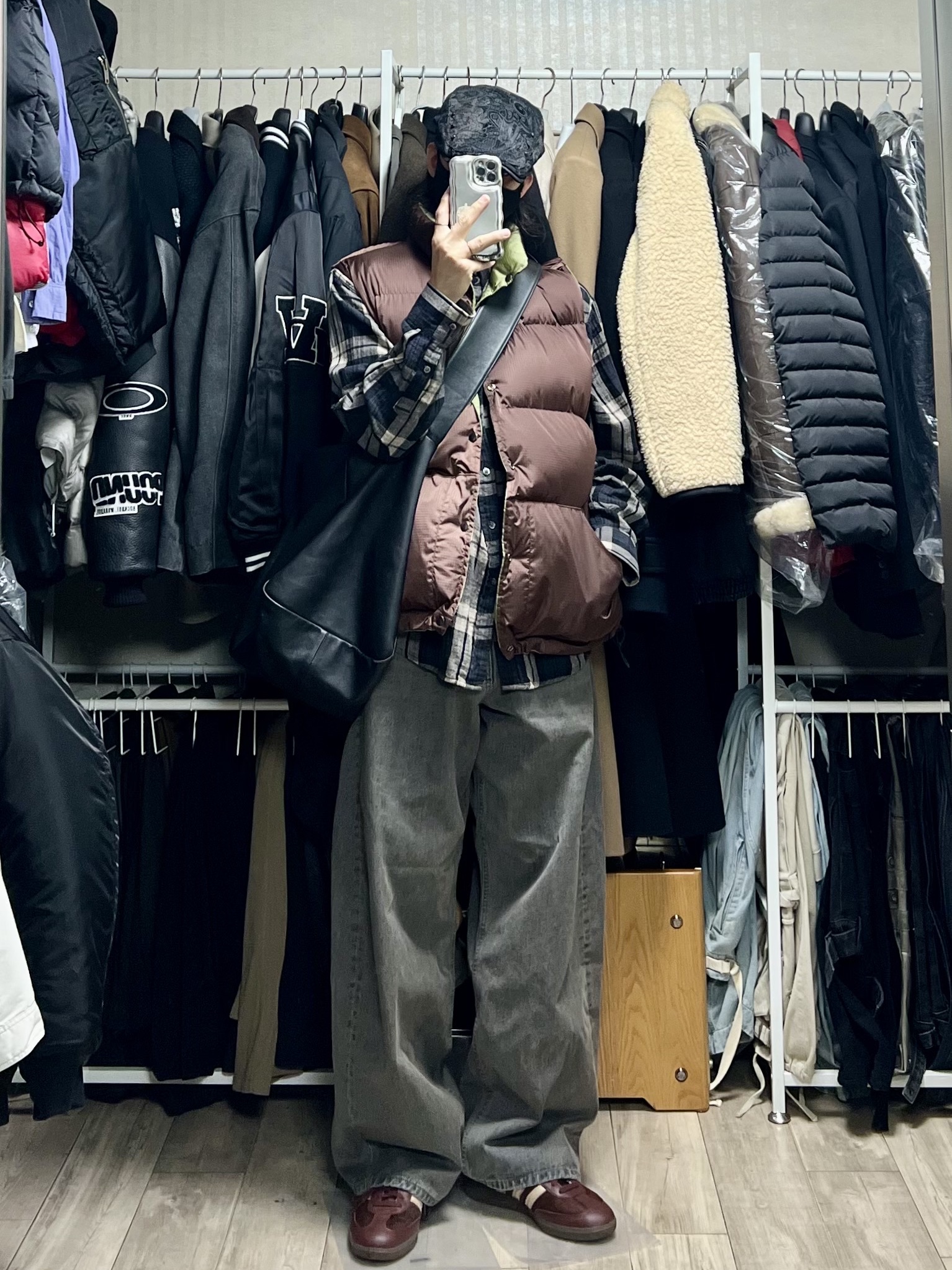 Adidas Samba OG Fox Brown Sandy Beige 착용 스타일