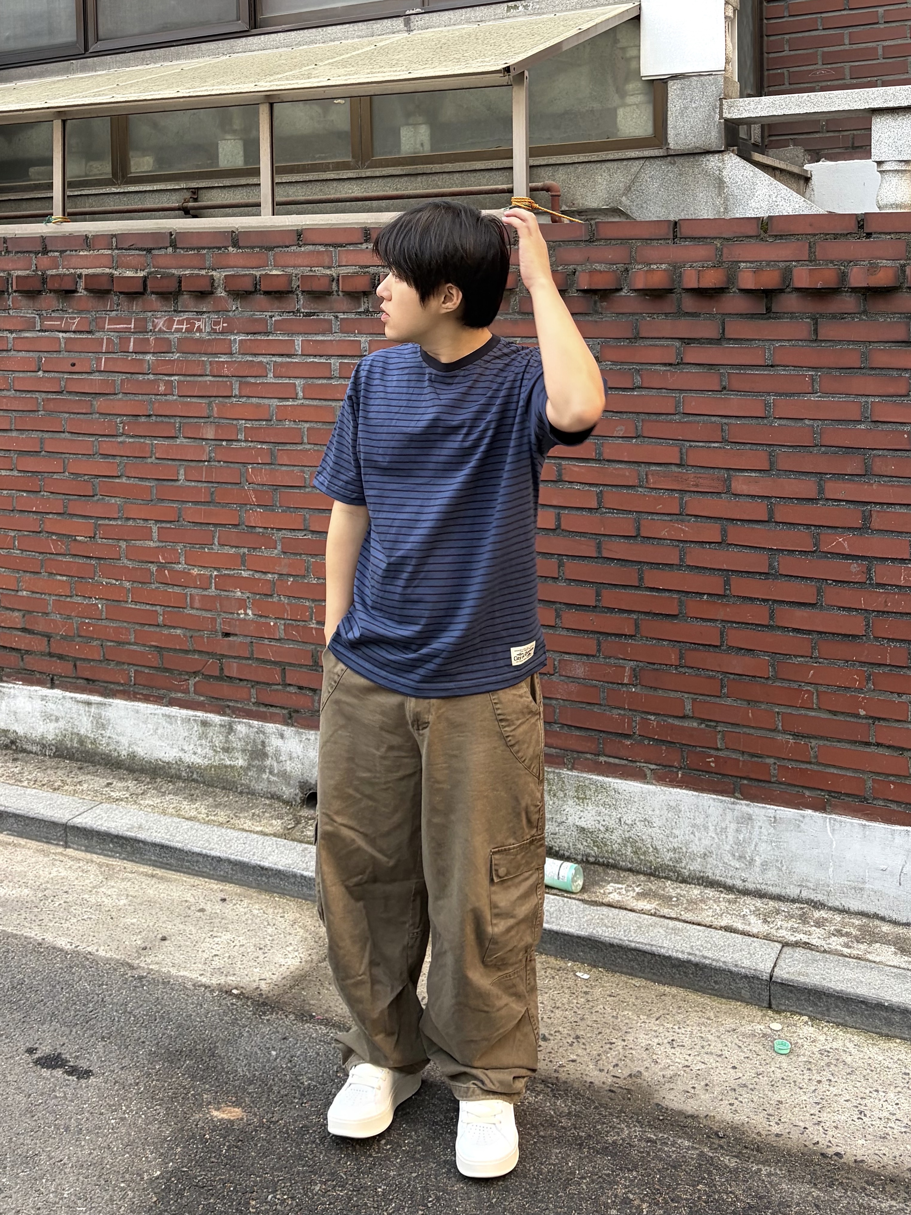 noun Washed Cargo Pants Khaki 착용 스타일 - 2