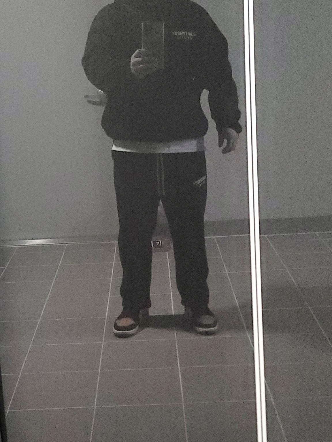 Essentials Fleece Essential Sweatpant Black - 24FW, Essentials Fleece Hoodie Black - 24FW 착용 스타일