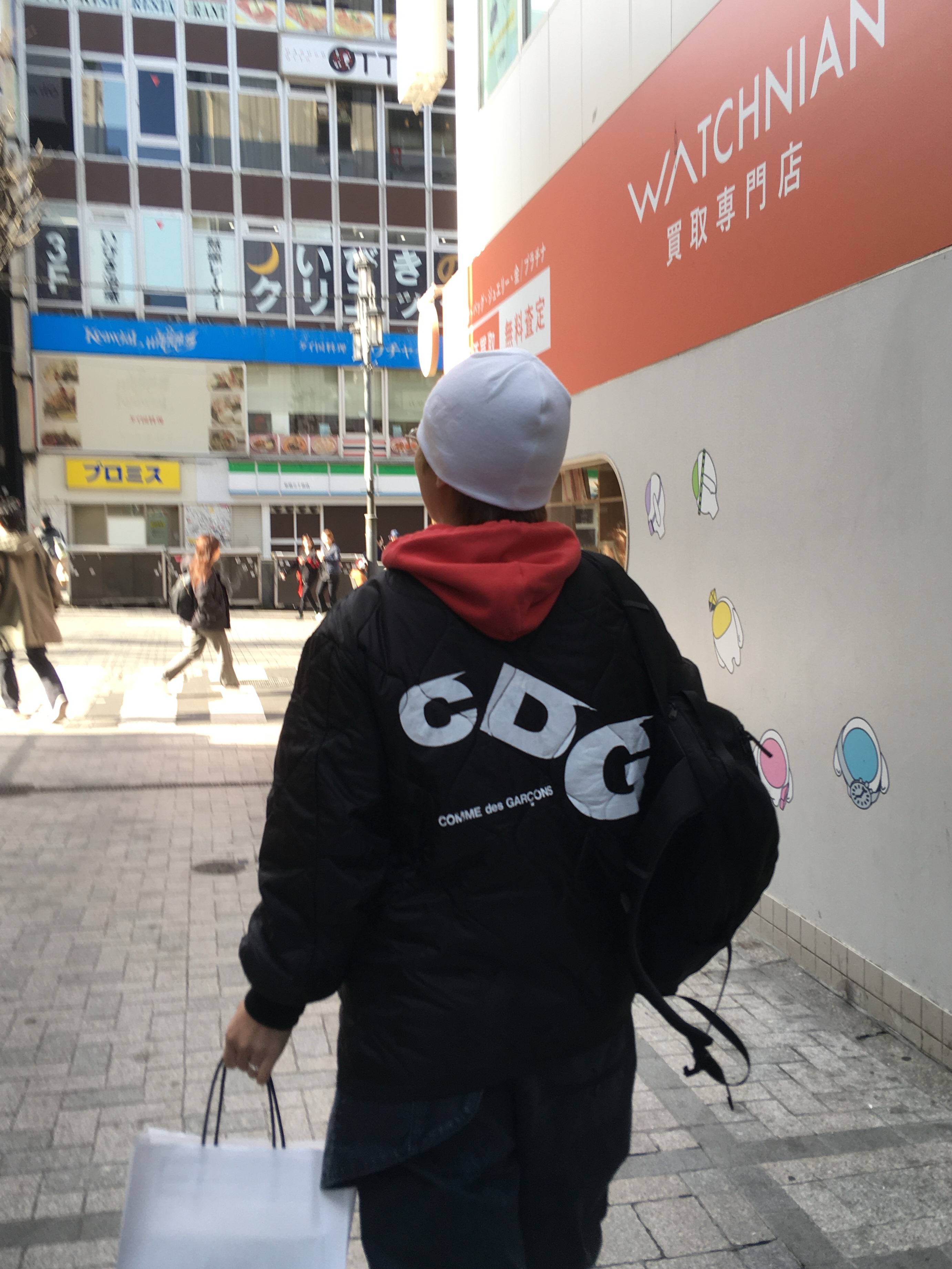CDG x Alpha Industries Liner Jacket Black 착용 스타일 - 1