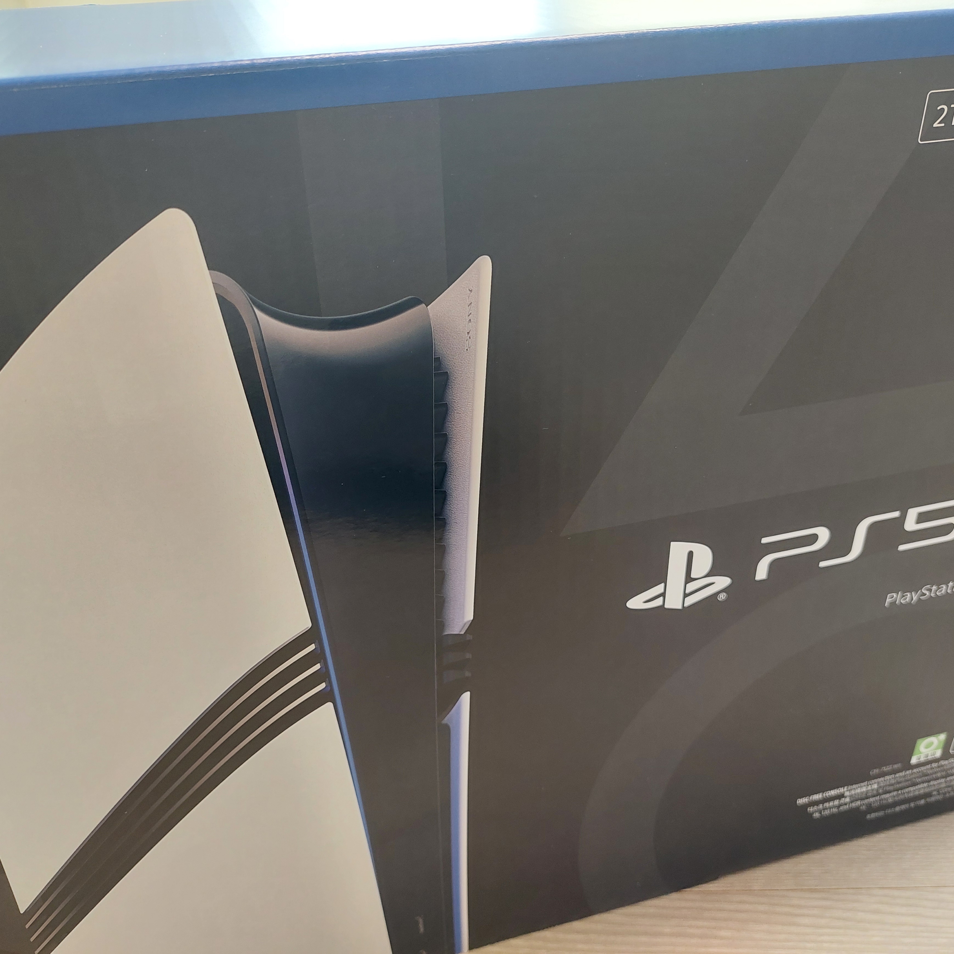 [7% 적립] PlayStation 5 Pro - 2TB 착용 스타일