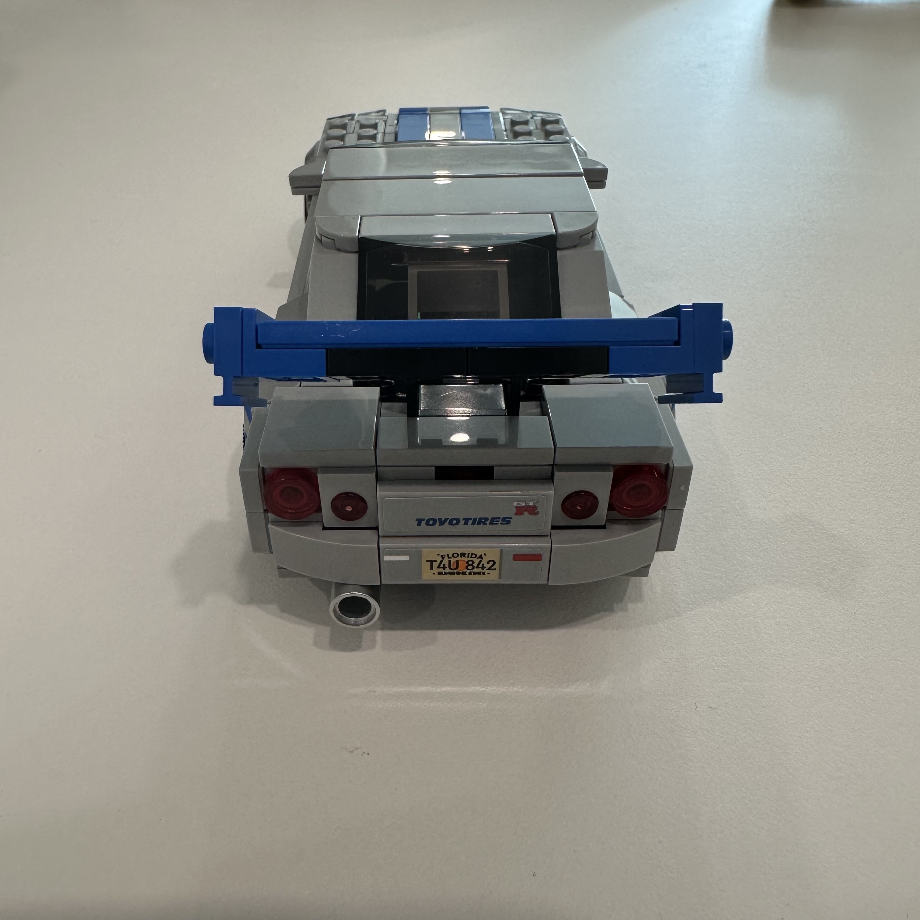 Lego 2 Fast 2 Furious Nissan Skyline GT-R (R34) 착용 스타일 - 5