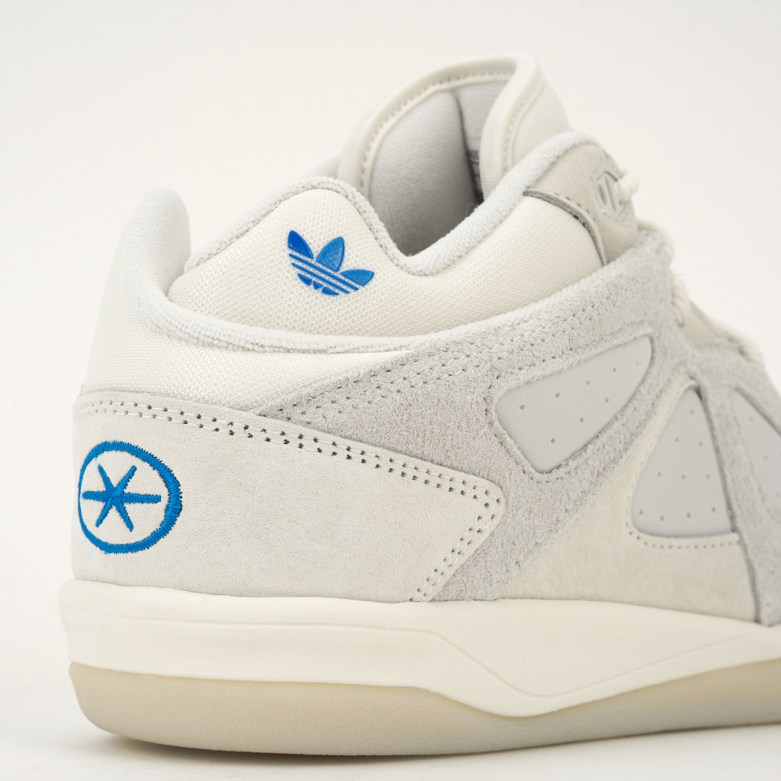 아디다스 x 배드 버니 배드보 1.0 초크 화이트 토크(Adidas x Bad Bunny BadBo 1.0 Chalk White Talc) - 8