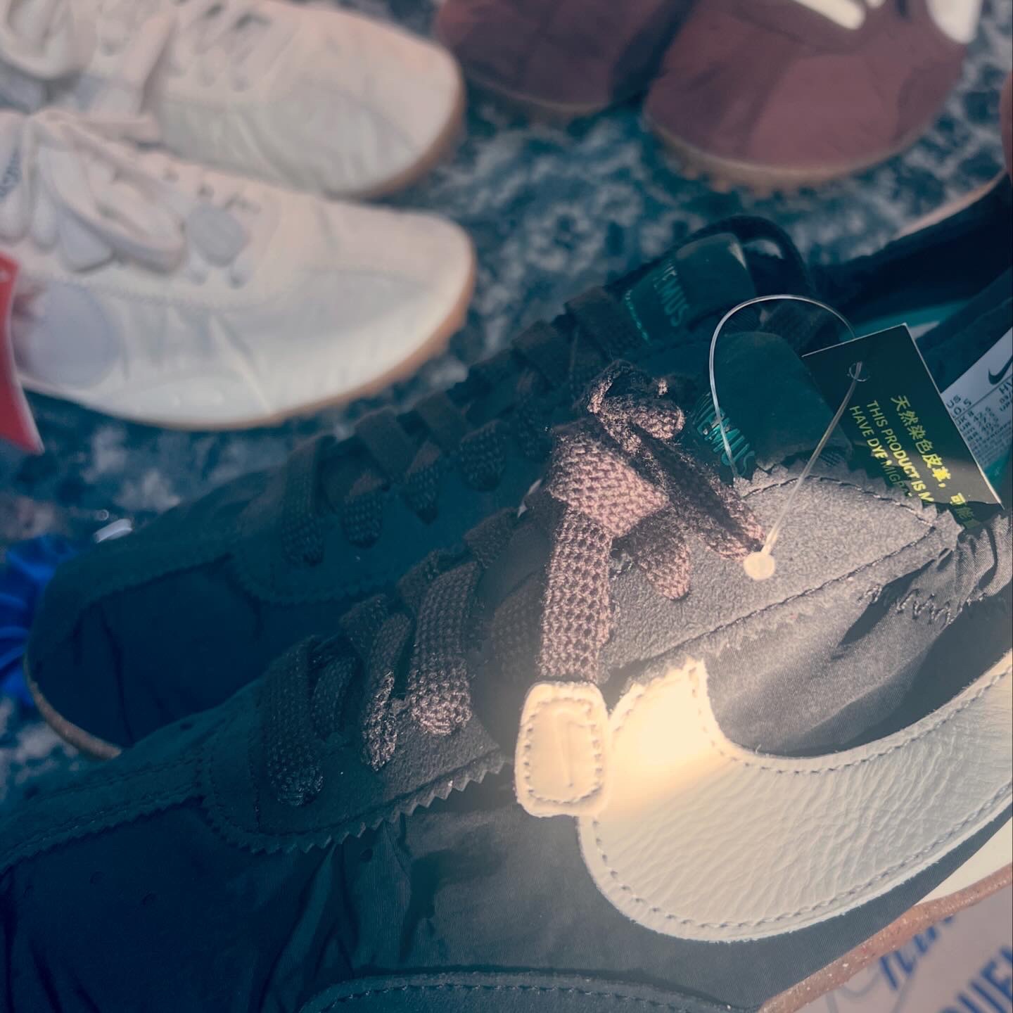 Nike x Jacquemus Moon Shoe SP Fauna Brown Cashmere, Nike x Jacquemus Moon Shoe SP Soft Pearl Sail 착용 스타일 - 2