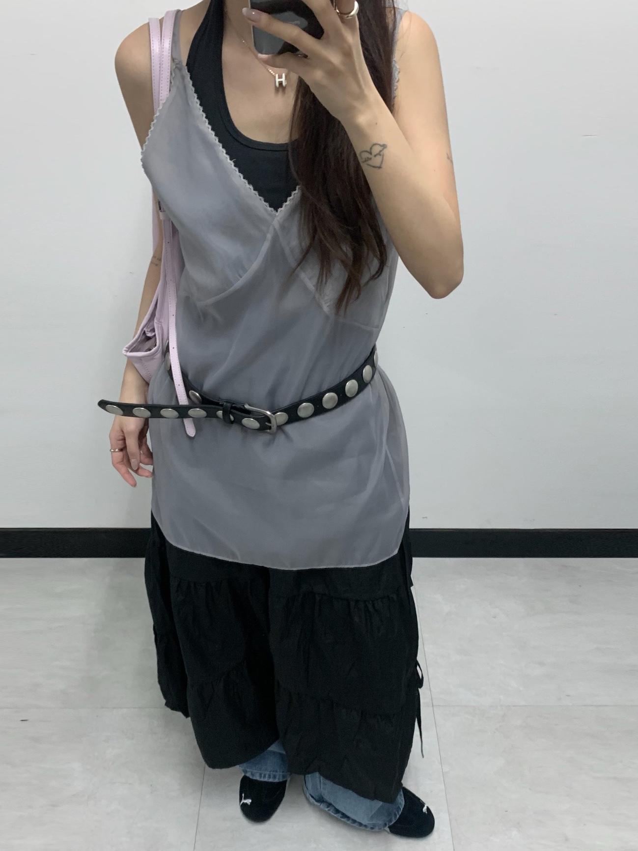 Puma Speedcat OG Black White, (W) Hermes Pop H Pendant Rose Gold & Blanc 착용 스타일 - 1