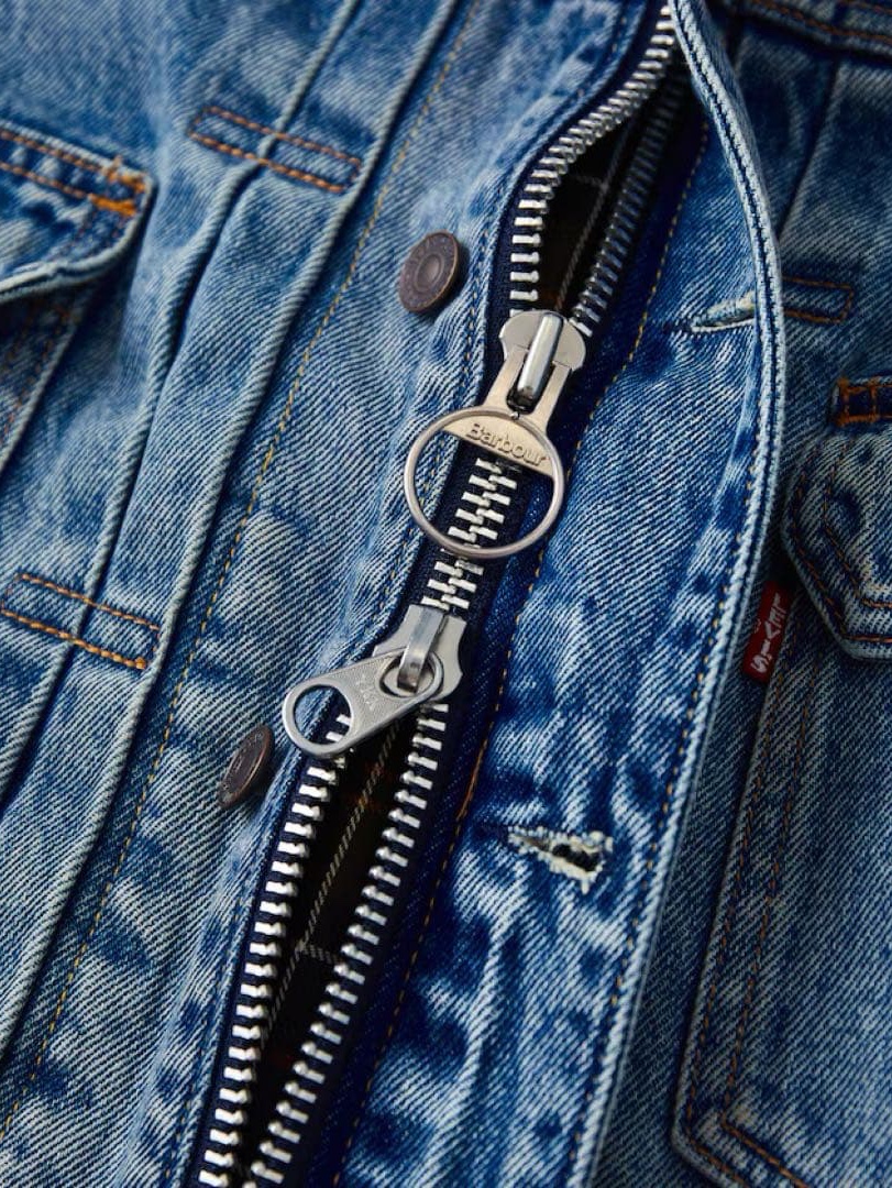 Levi's x Barbour Type II Trucker Jacket Vintage Washed Denim 착용 스타일 - 4