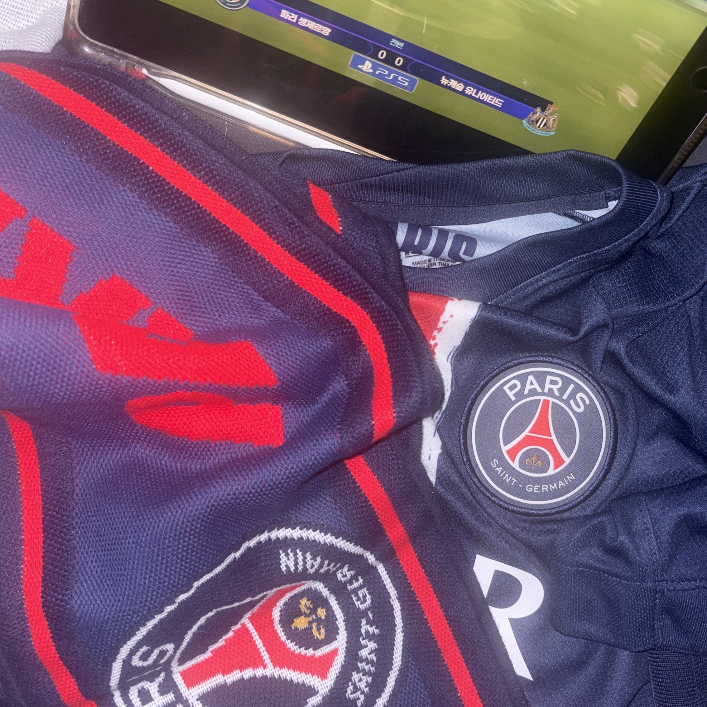 Nike Paris Saint-Germain 2024/25 Dri-Fit Stadium Home Replica Jersey Midnight Navy (Non Marking Ver.) 착용 스타일