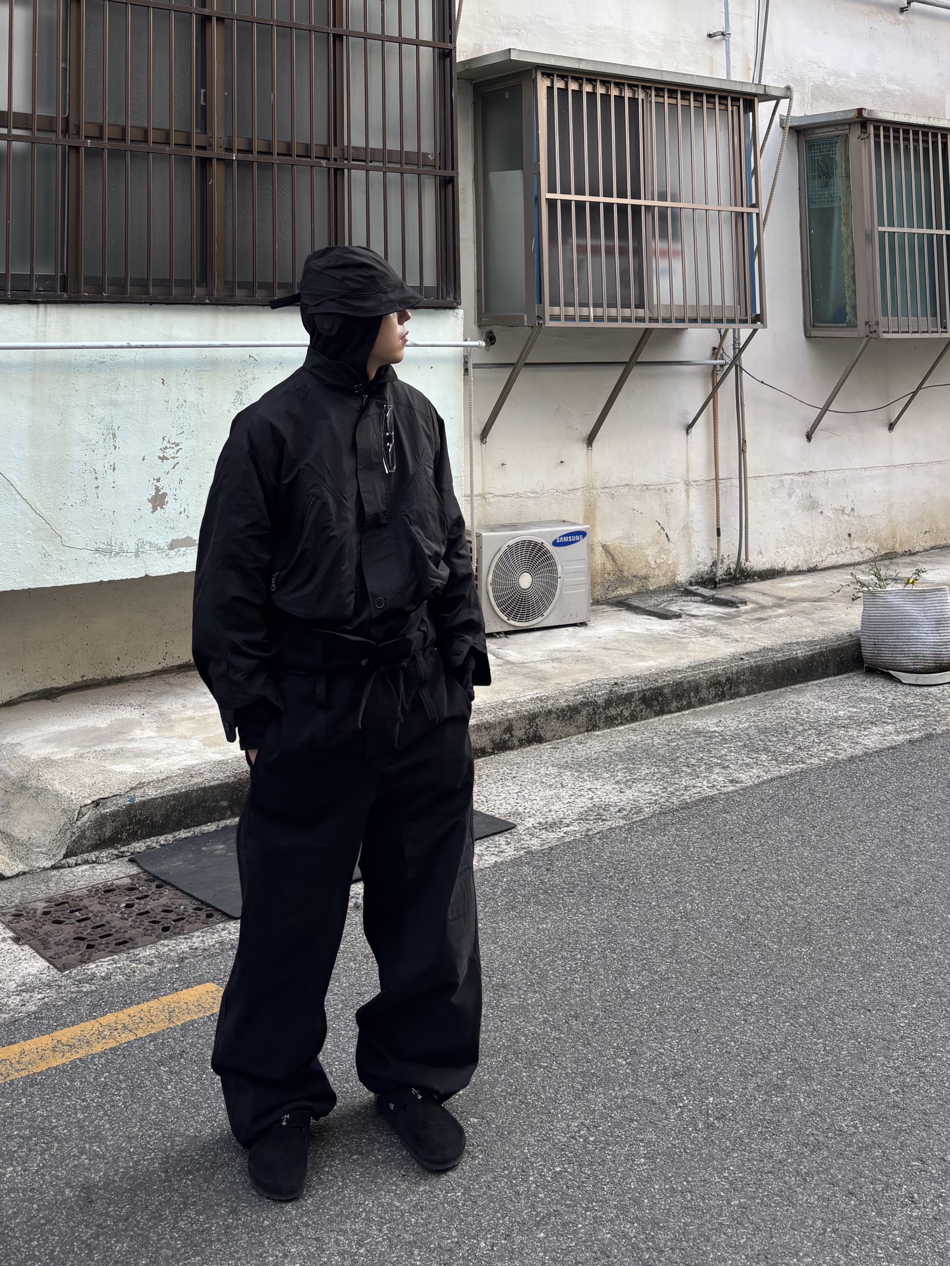 Birkenstock Boston Soft Footbed Suede Leather Black - Regular 착용 스타일