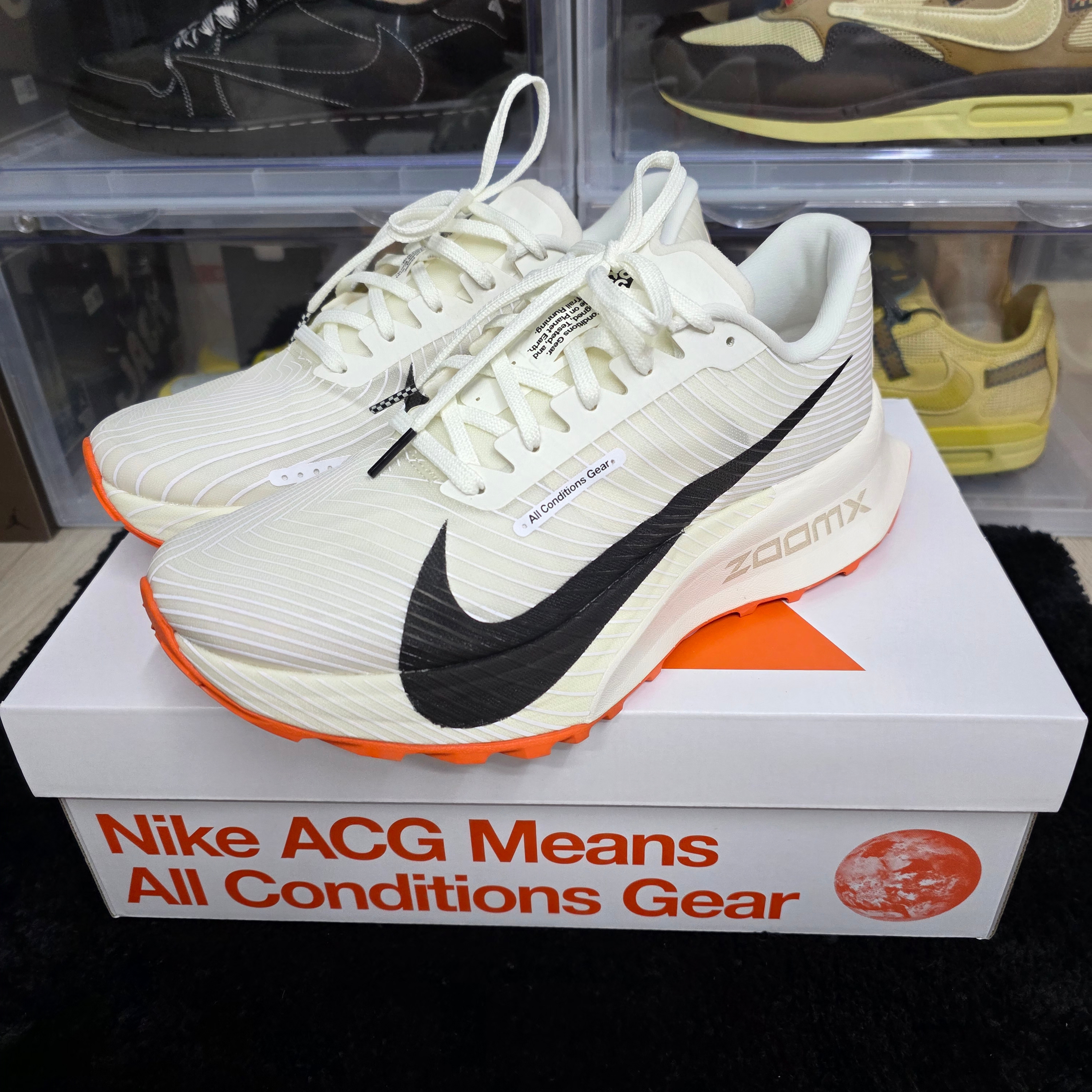 Nike ACG Ultrafly Trail Volt Tint Steam 착용 스타일