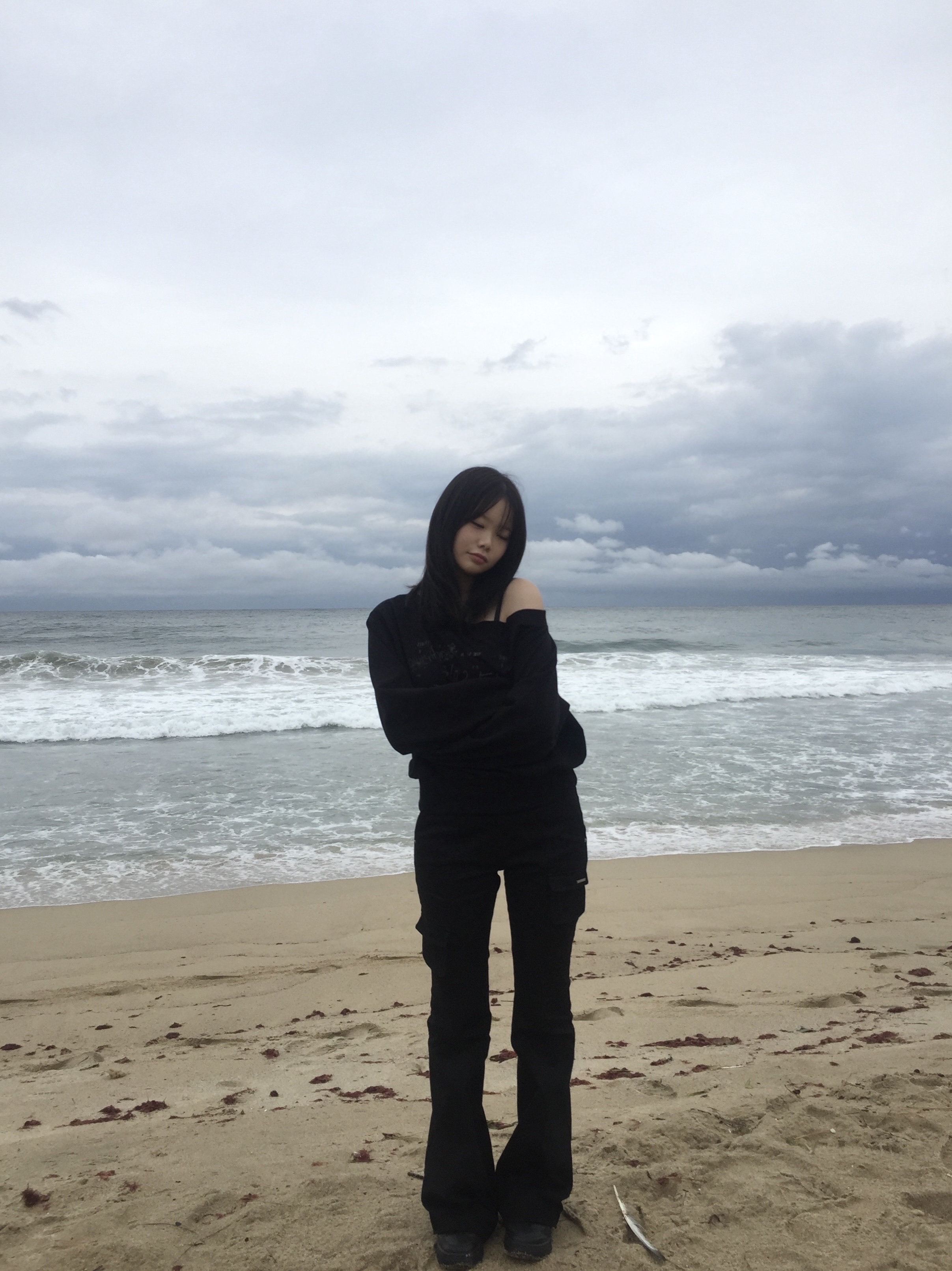 Dr. Martens 1461 Bex Black, (W) Bohemian Seoul Loose Boat Neck Long Sleeve Black 착용 스타일