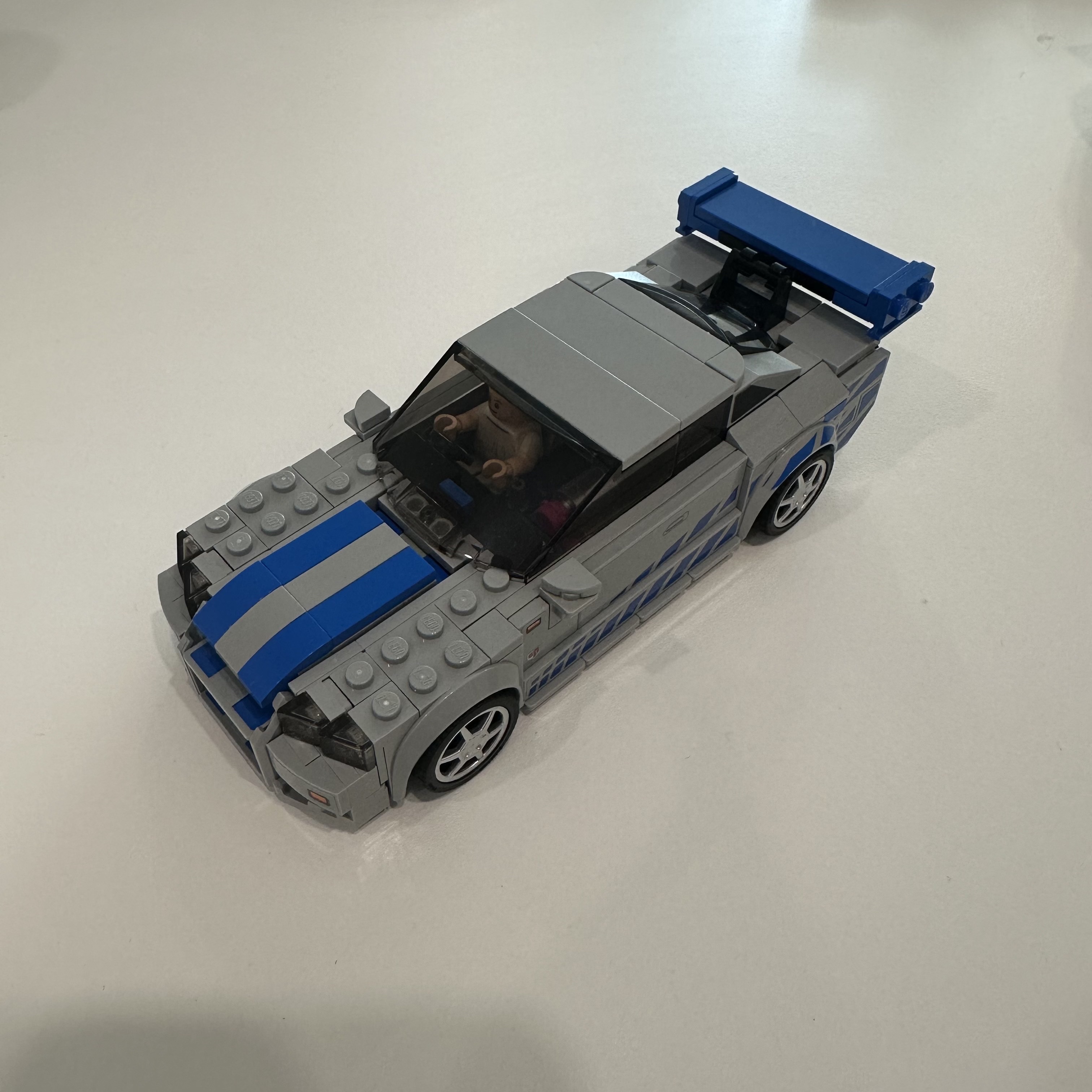 Lego 2 Fast 2 Furious Nissan Skyline GT-R (R34) 착용 스타일 - 3