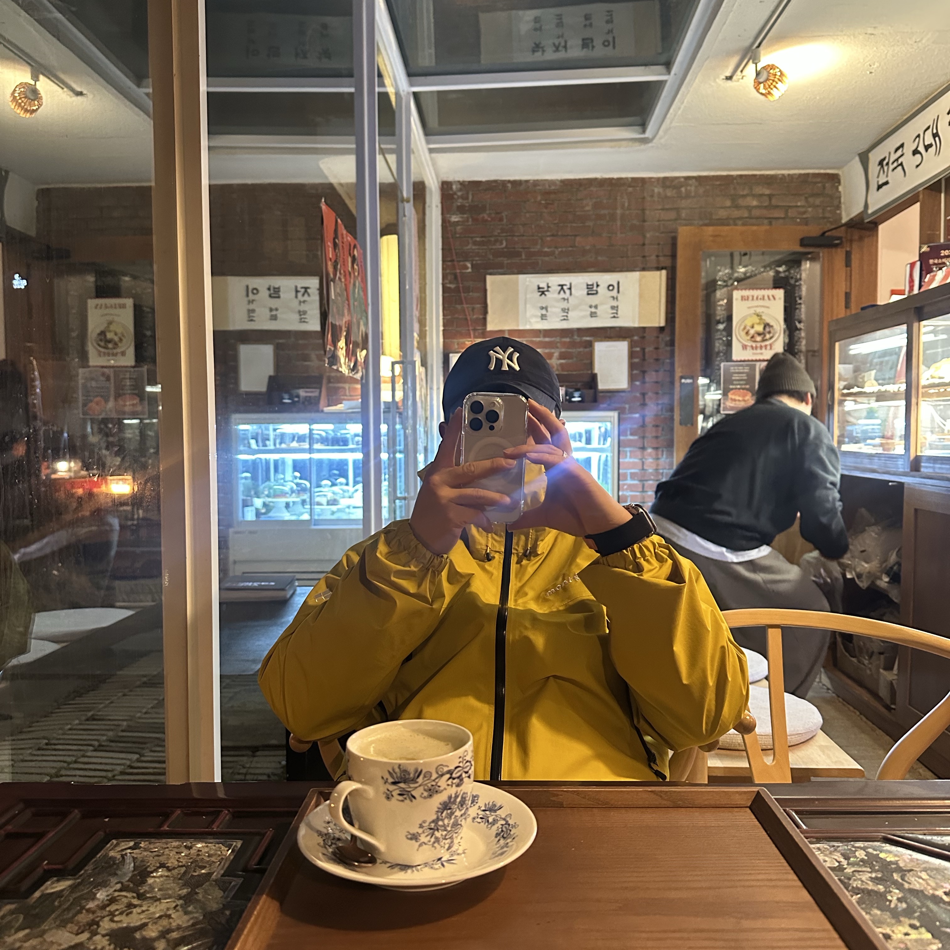 Montbell Storm Crusier Jacket Men's Mustard - 25SS 착용 스타일