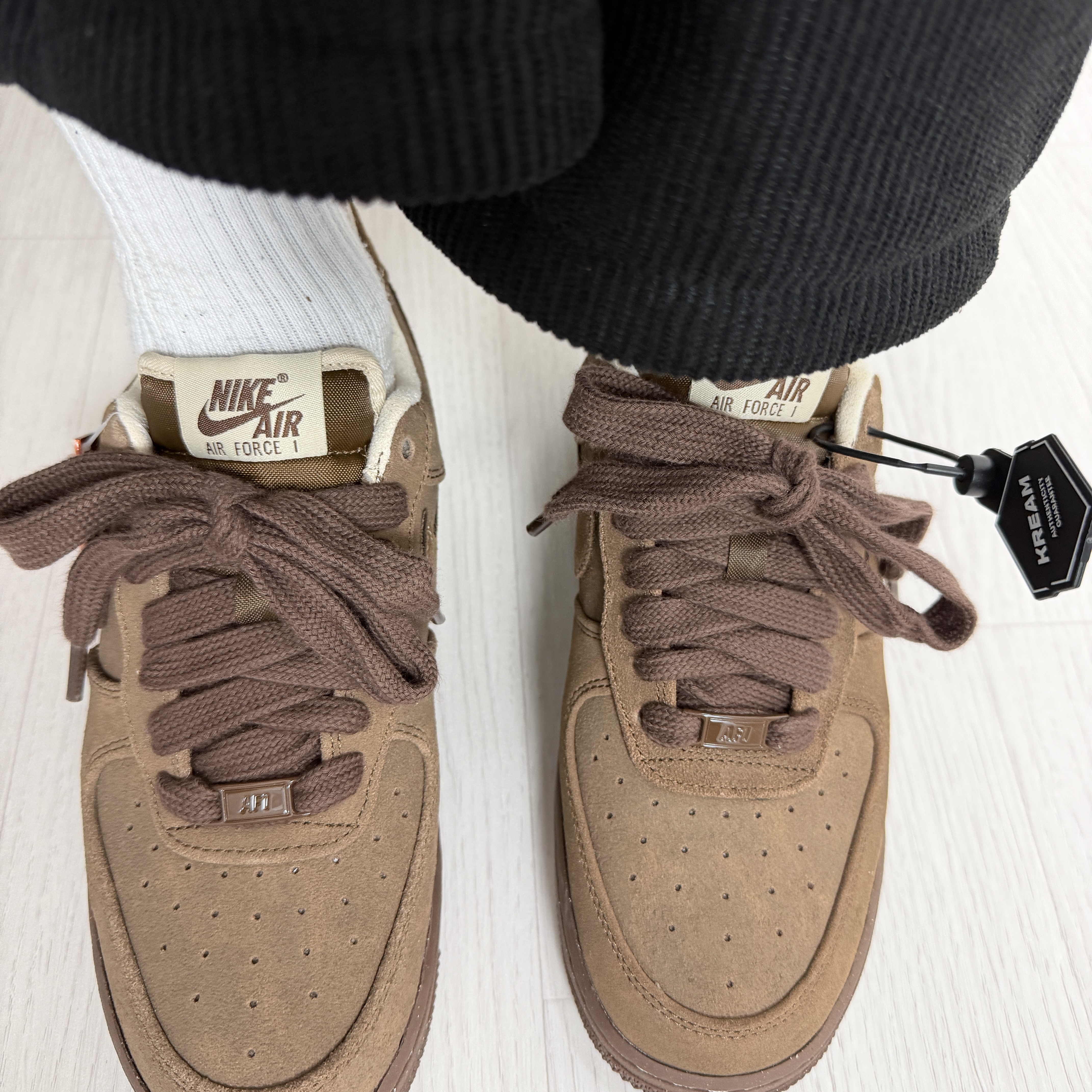 (W) Nike Air Force 1 '07 Cacao Wow 착용 스타일 - 2