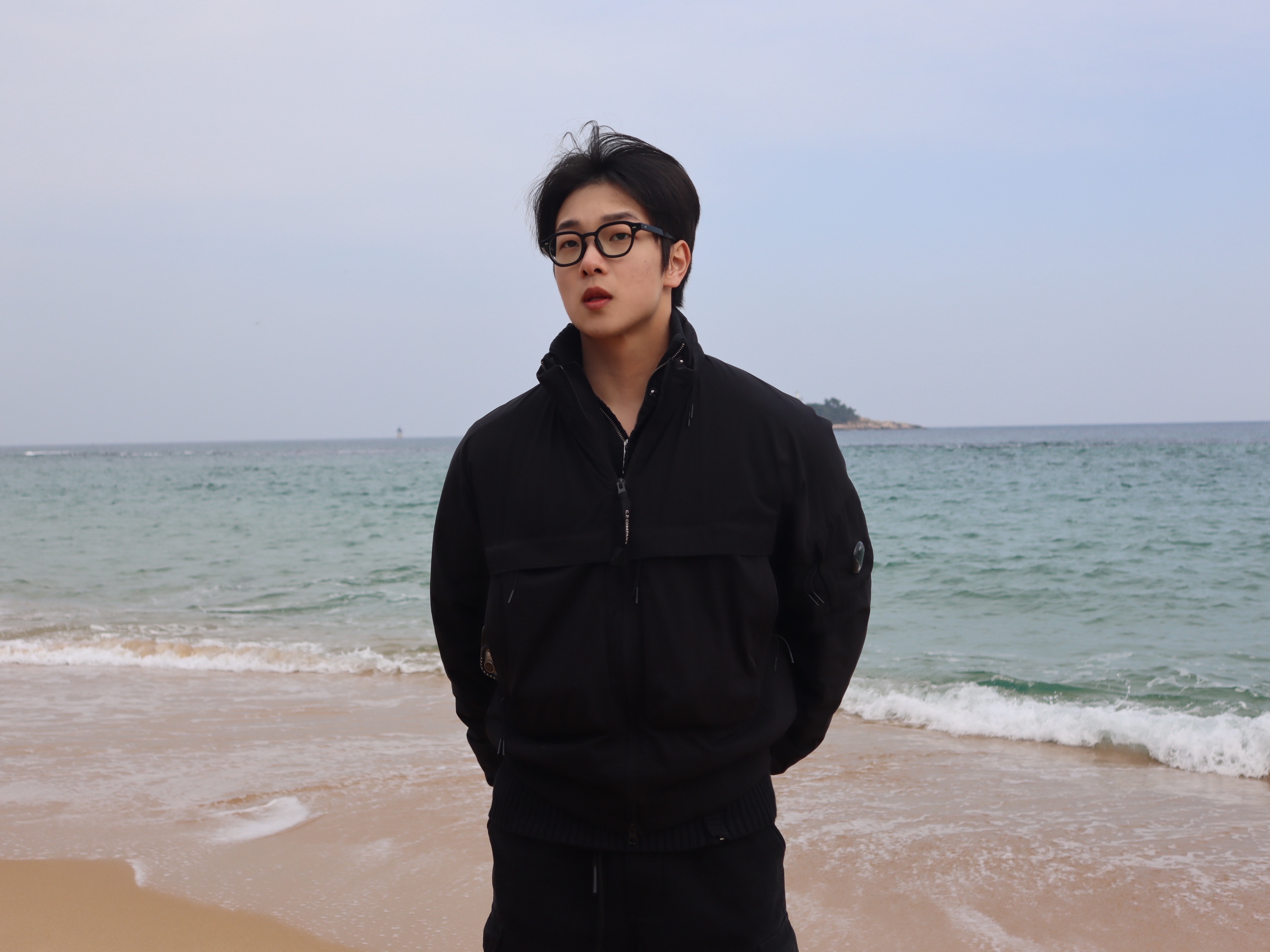 C.P. Company Pro-Tek Bomber Padded Jacket Black - 24FW 착용 스타일 - 3