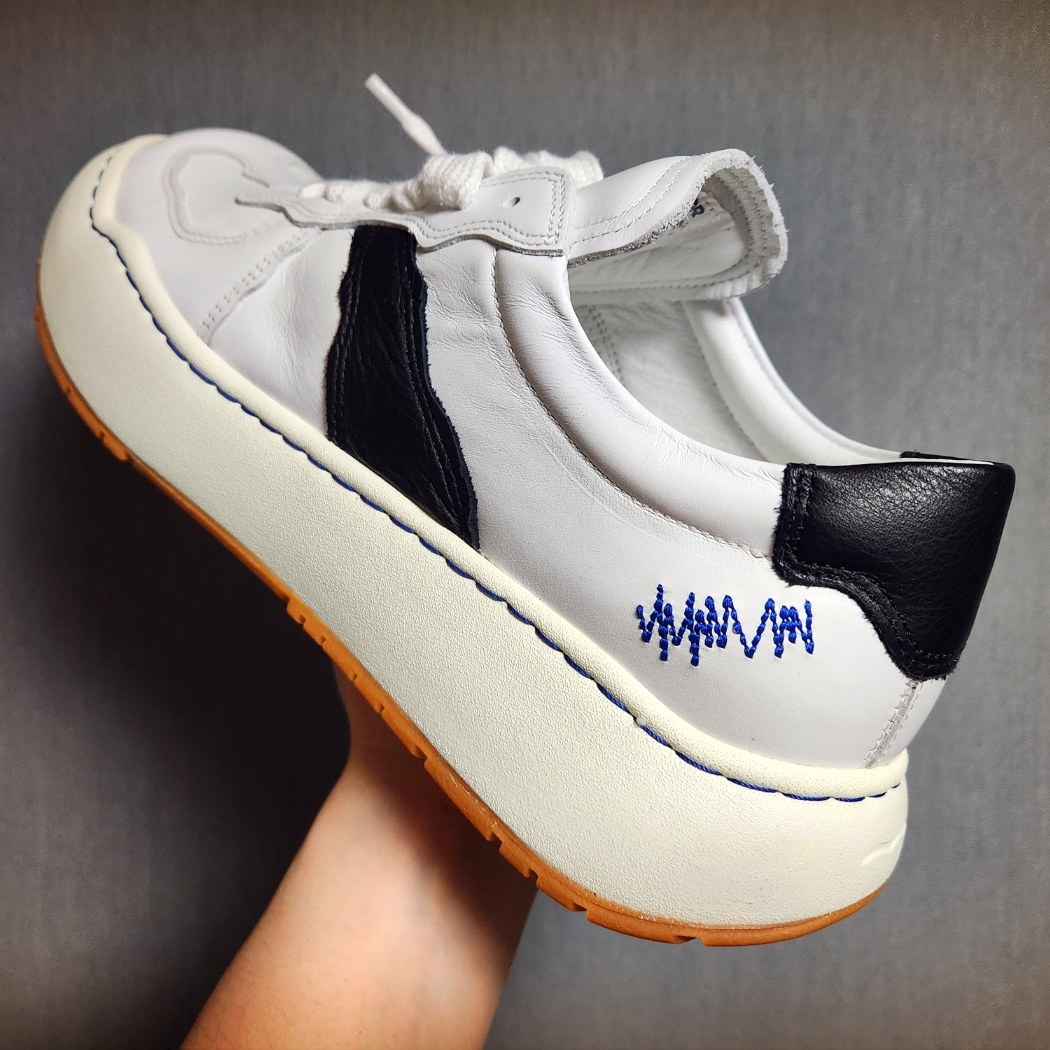 Ader Error Log; Baus White 착용 스타일 - 2