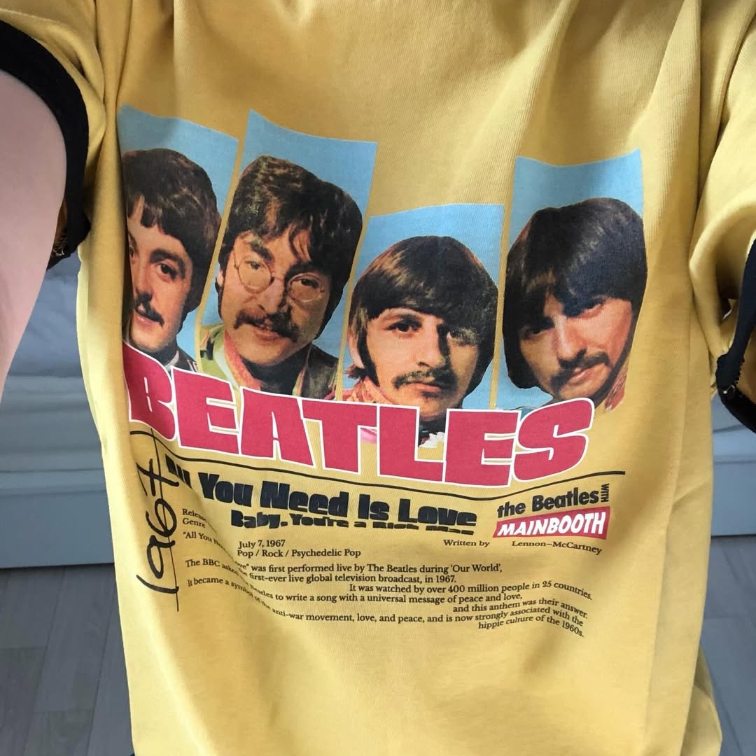MAINBOOTH [Beatles] Love T-Shirt Yellow 착용 스타일 - 6
