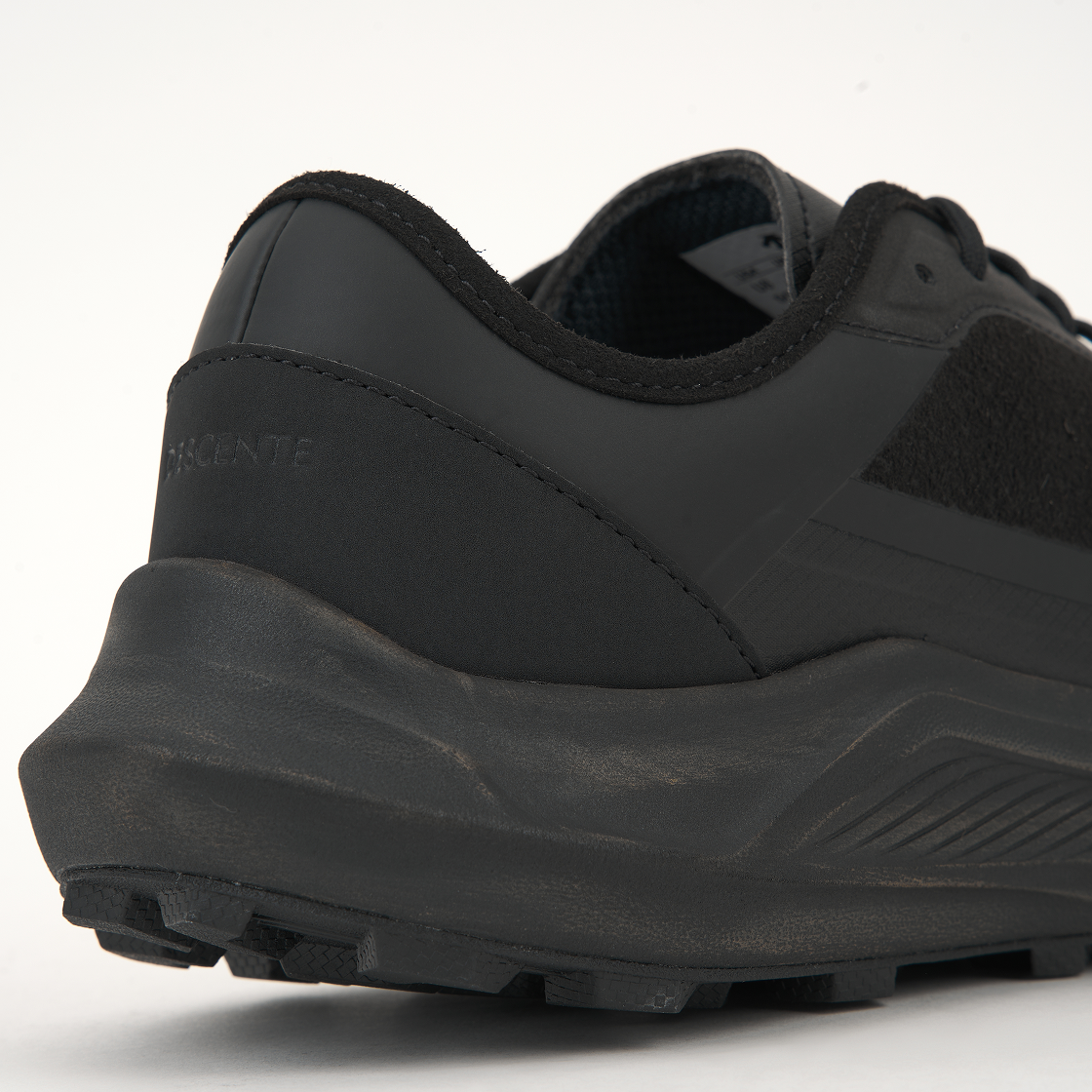 데상트 x 해칭룸  Z02 트레일 러닝 슈즈 블랙(Descente x Hatchingroom Z02 Trail Running Shoes Black) - 8