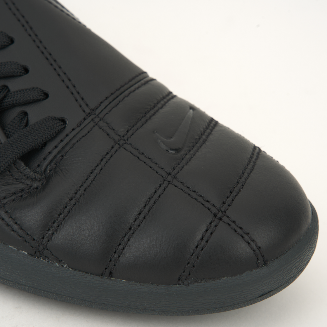 (W) 나이키 토탈 90 3 SP 트리플 블랙((W) Nike Total 90 III SP Triple Black) - 8