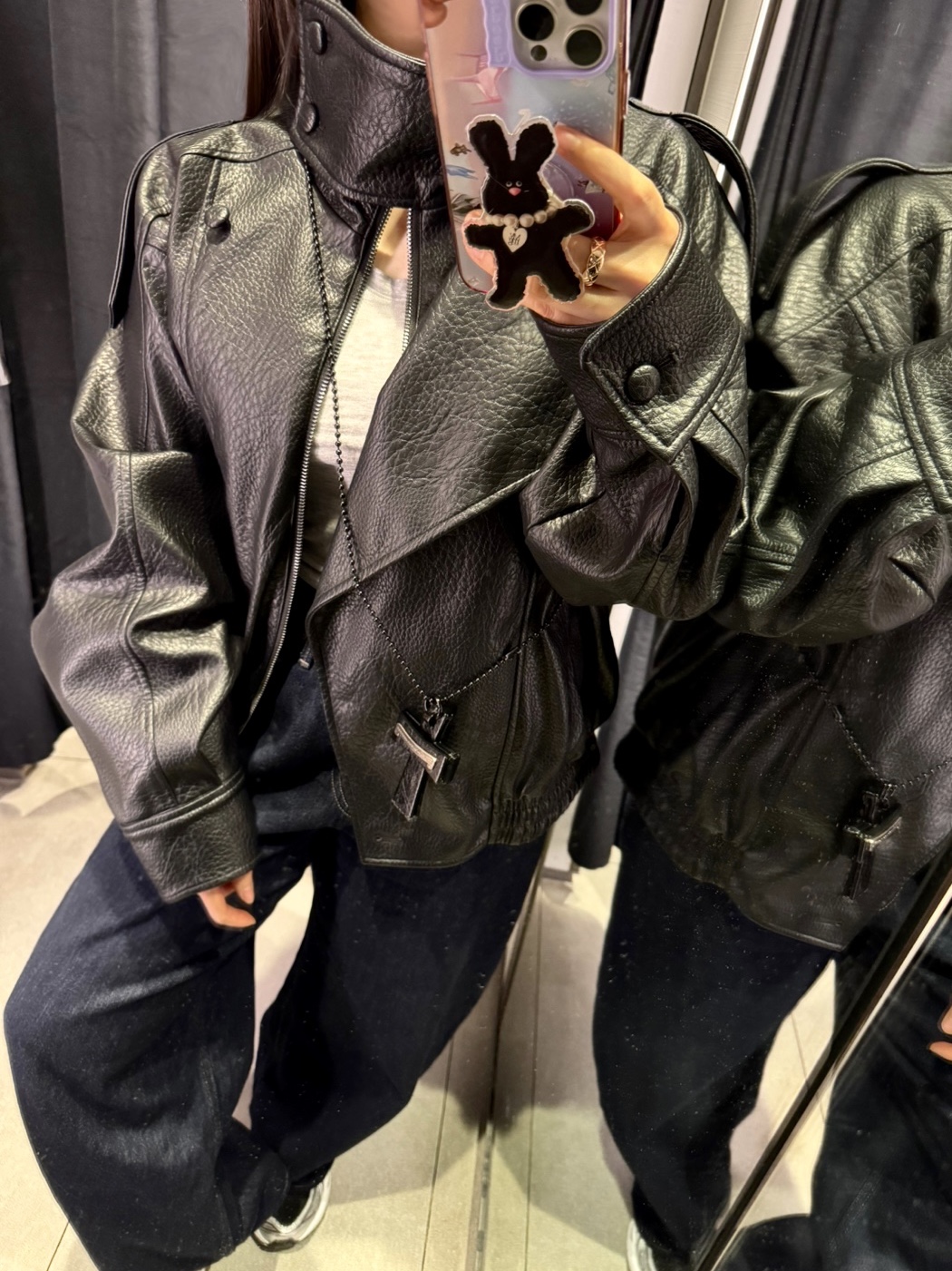 Zara Faux Leather Jacket Black, Monamhee M.N.H Friends Bebe Keyring 착용 스타일 - 5