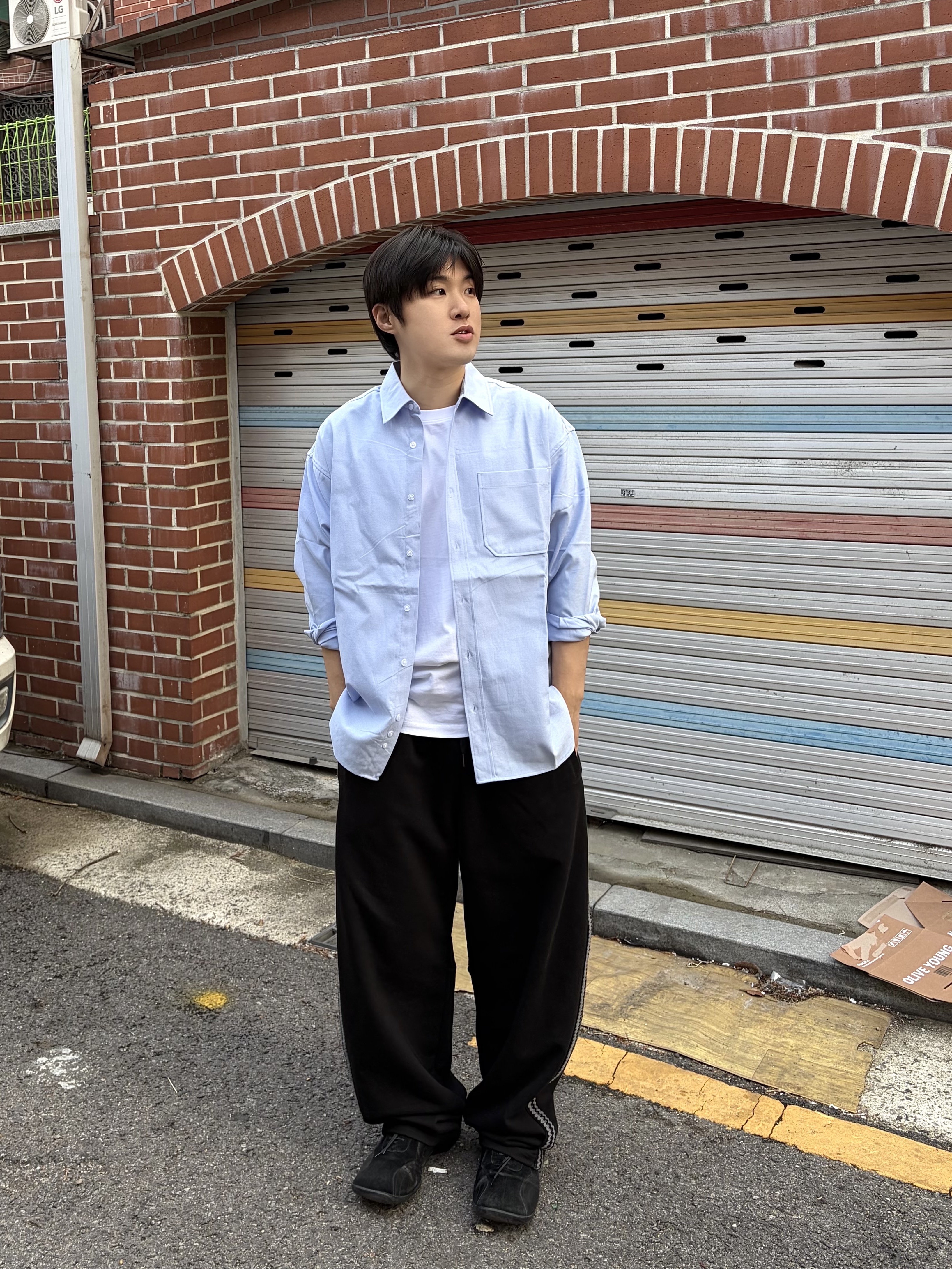 Pemont Square Black, noun Track Sweat Pants Black 착용 스타일 - 2
