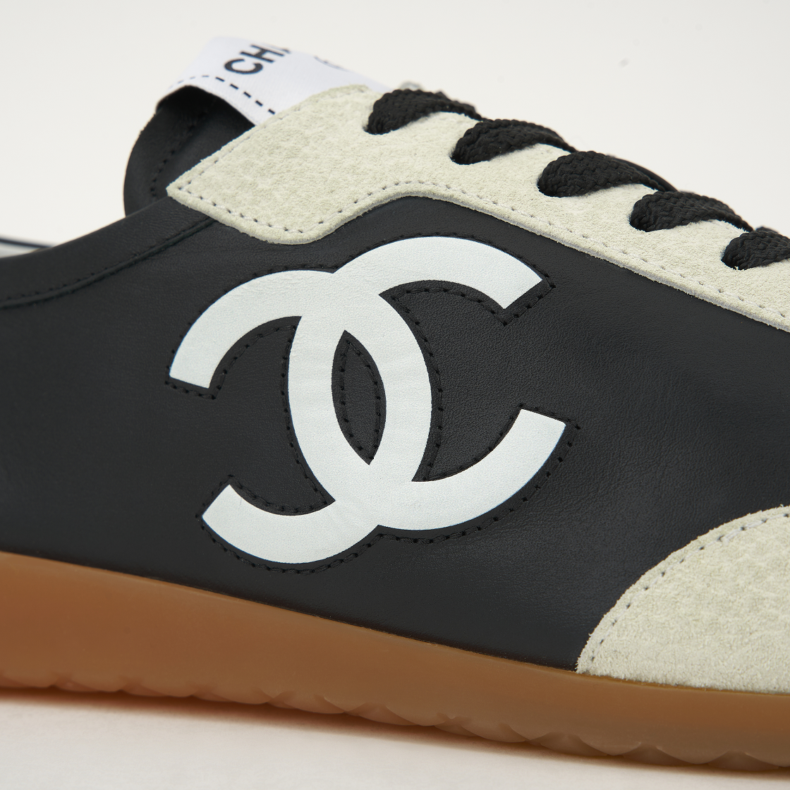 (W) 샤넬 스니커즈 카프스킨 & 엠보스드 스웨이드 카프스킨 블랙 화이트((W) Chanel Sneakers Calfskin & Embossed Suede Calfskin Black White) - 8