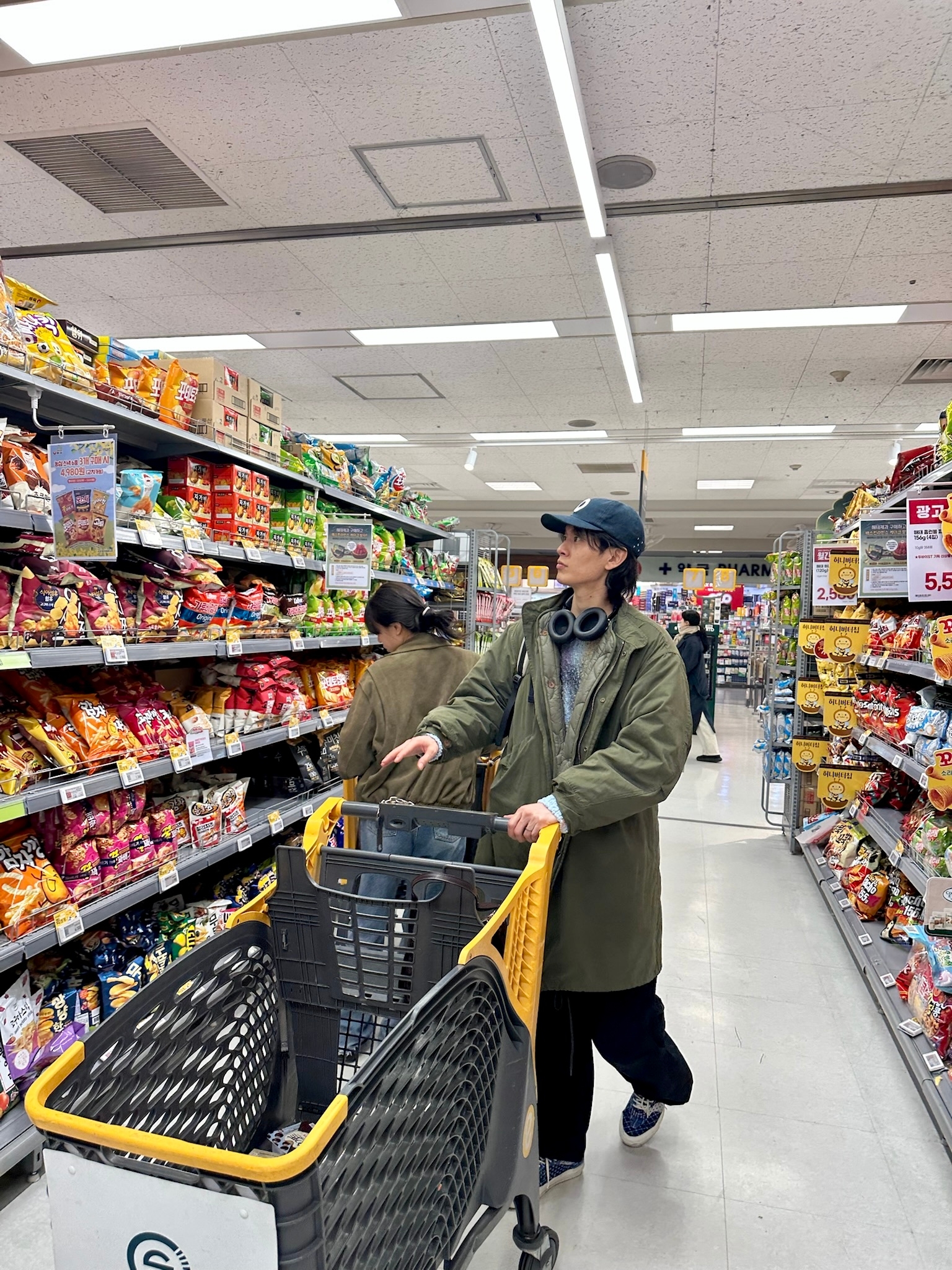 Bose QC Ultra Headphones 2nd Gen Triple Black (Korean Ver.), Vans x FDMTL OTW Half Cab Reissue 33 EK Blue 착용 스타일 - 6