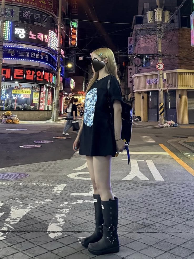 BAPE ABC Camo Big Ape Head T-Shirt Black Blue, (W) Hunter x Andersson Bell Original 2.0 Tall Boots Black 착용 스타일