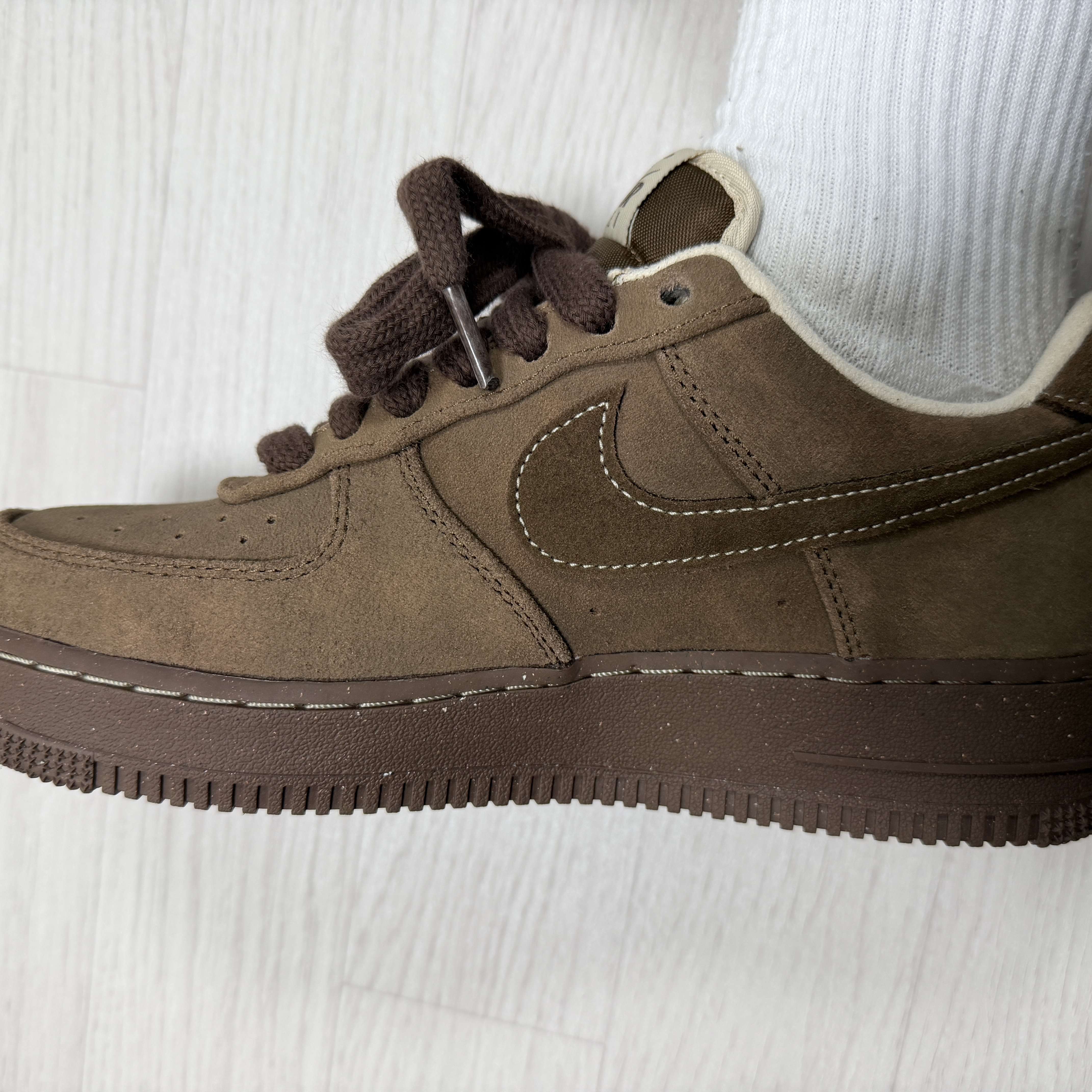 (W) Nike Air Force 1 '07 Cacao Wow 착용 스타일 - 4