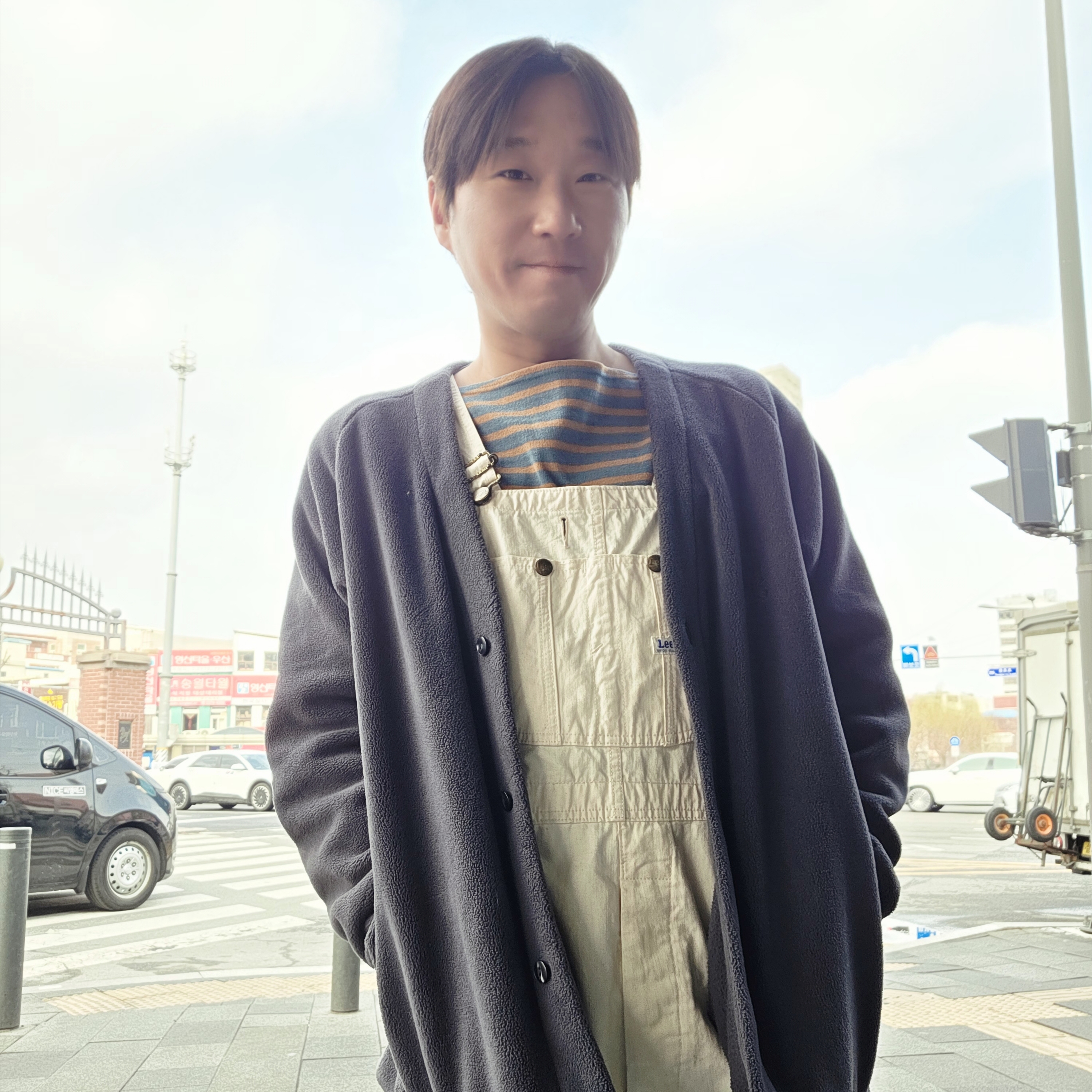 Uniqlo x Needles Fleece Oversized Cardigan Dark Gray - KR, Nike x Supreme SB Dunk Low QS Rammellzee Black 착용 스타일 - 2