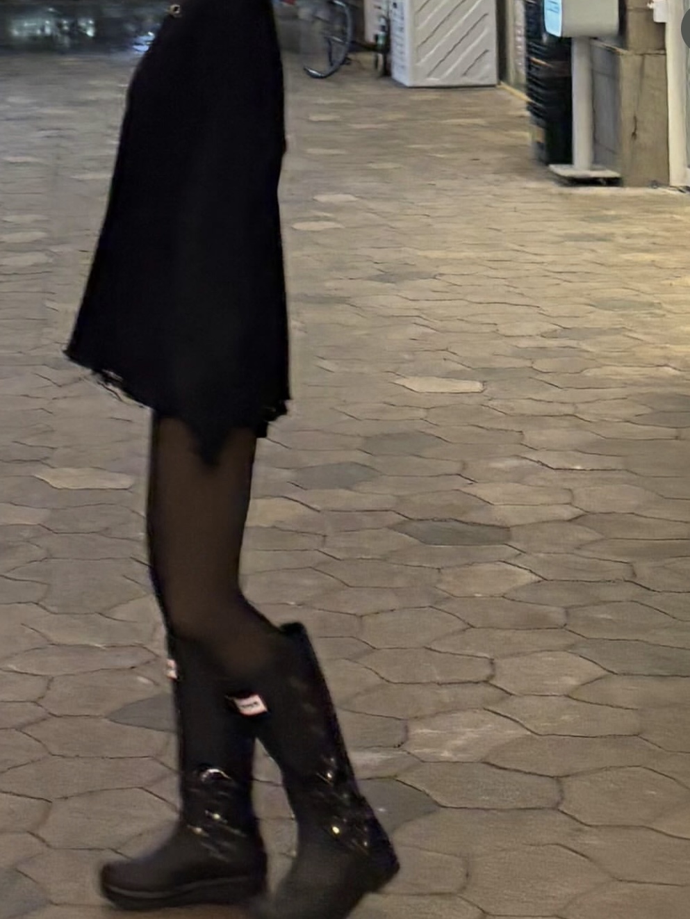 (W) Hunter x Andersson Bell Original 2.0 Tall Boots Black 착용 스타일