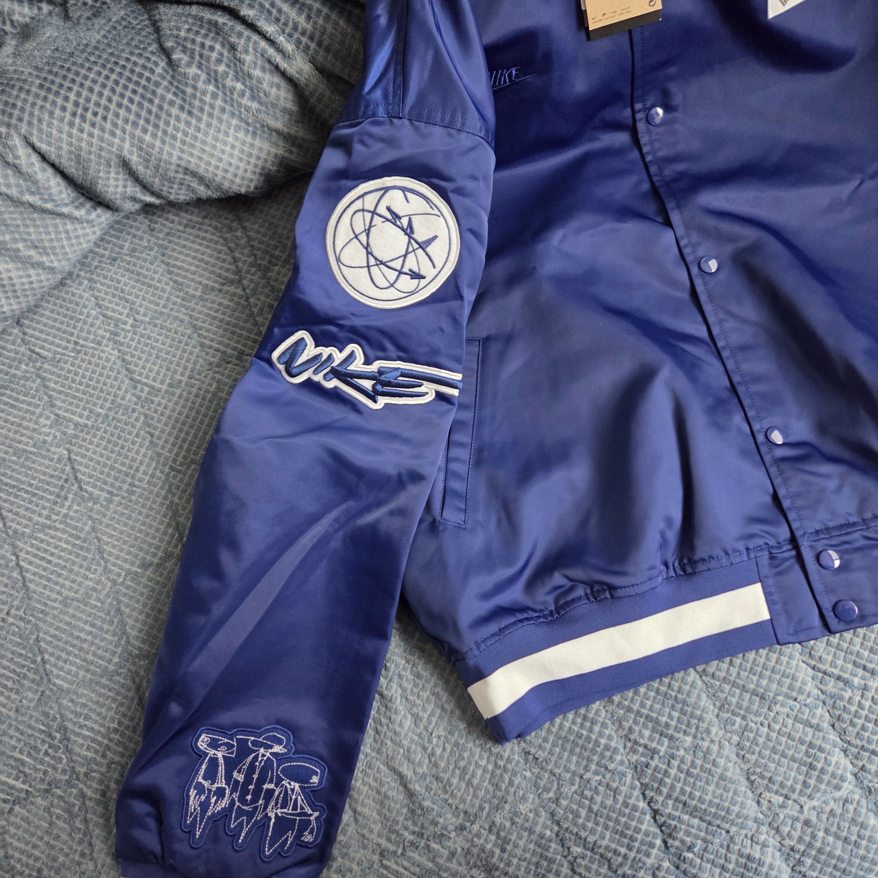 Nike Korea Dugout Breaking Satin Jacket Deep Royal Blue White - Asia 착용 스타일 - 2