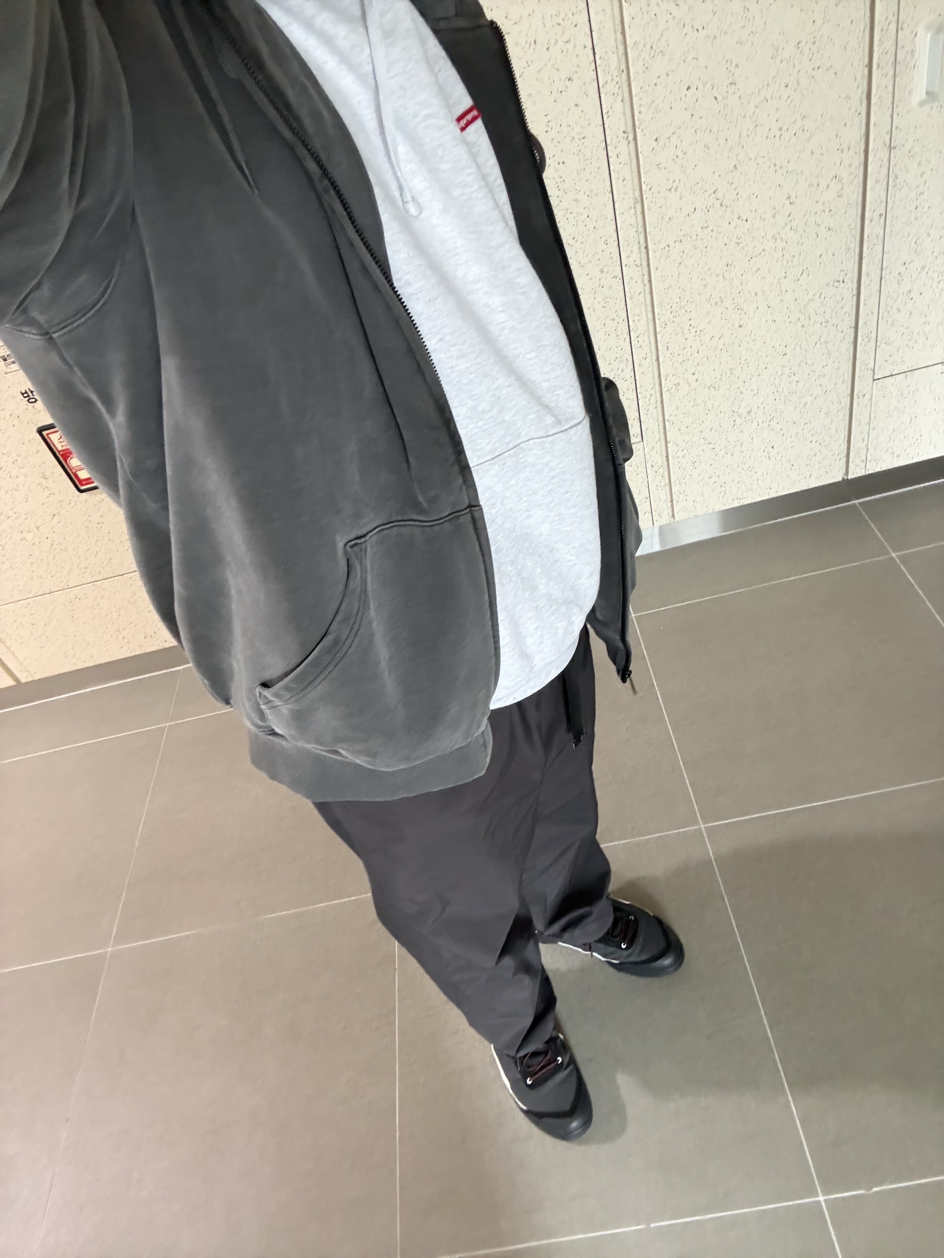 Salomon x GR10K X-Alp Esill Black Metal 착용 스타일 - 2