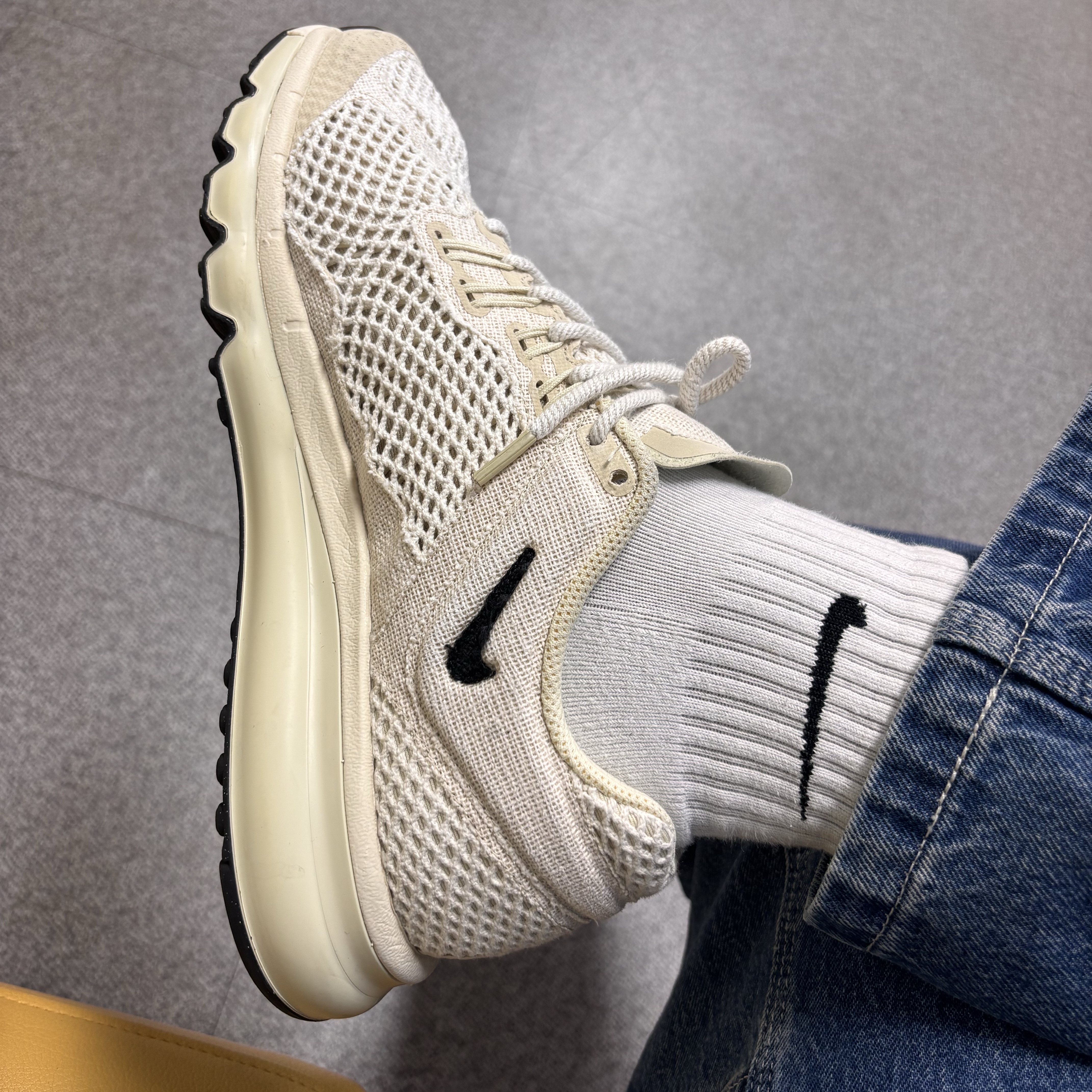 Nike x Stussy Air Max 2013 Fossil 착용 스타일