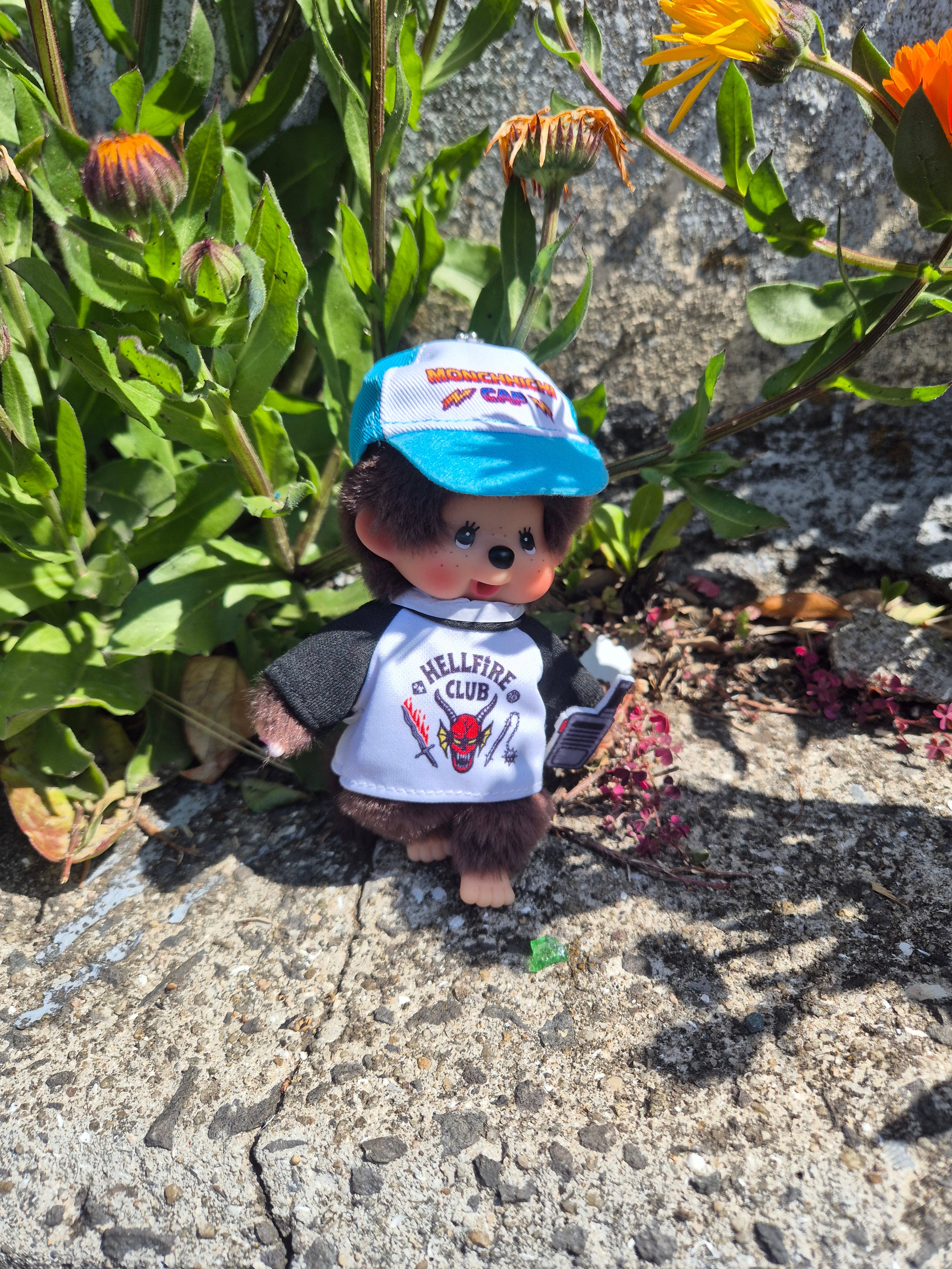 Monchhichi x Strange Things Key Chain Hellfire Club 착용 스타일