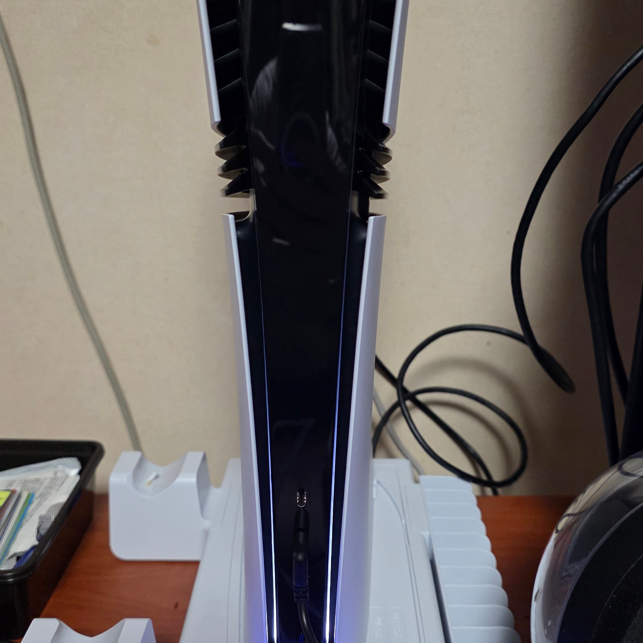 [7% 적립] PlayStation 5 Pro - 2TB 착용 스타일 - 2