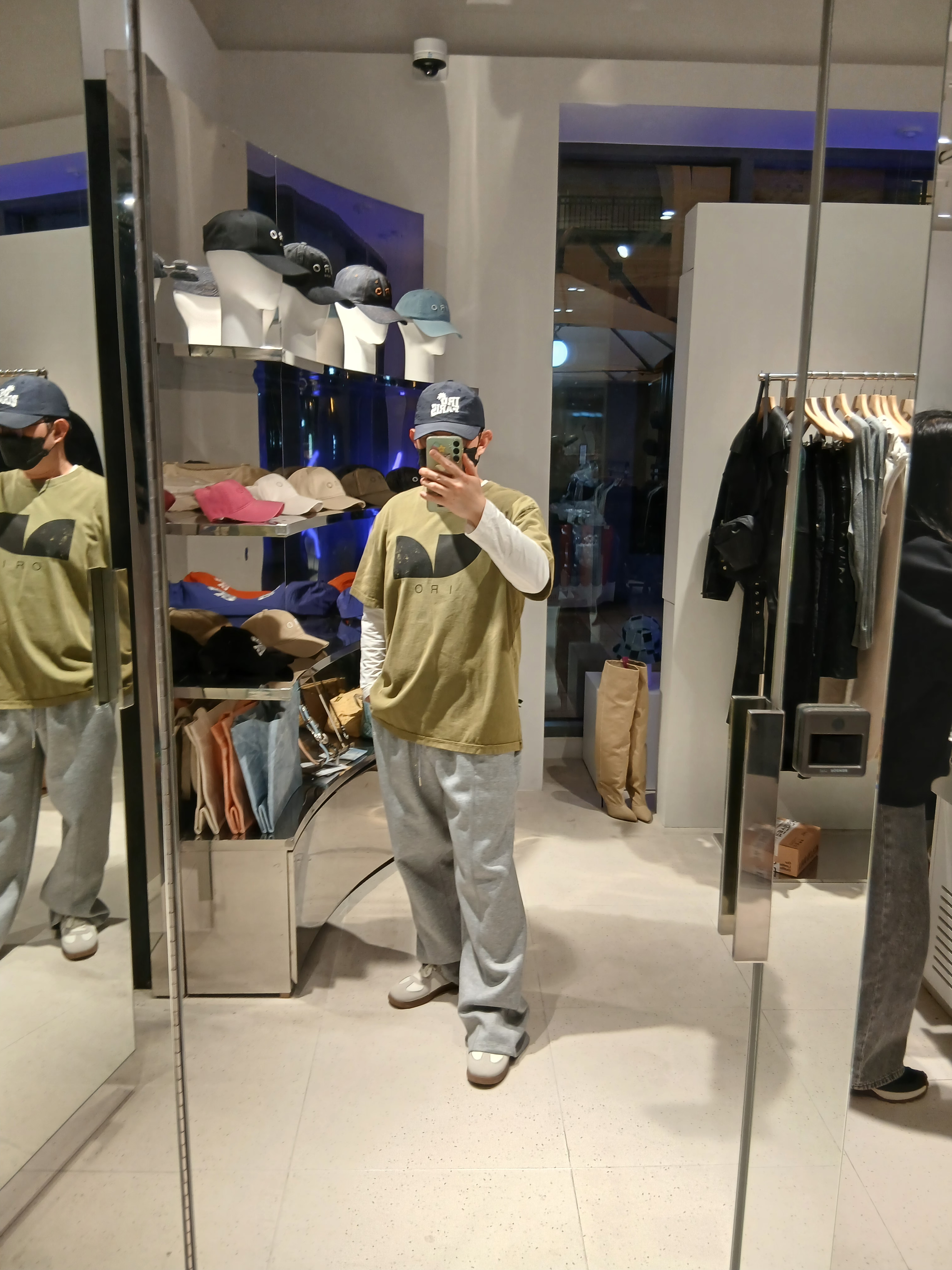 Iro Palmtree Nylon Ball Cap Navy, Iro Damage Wide Denim Pants Blue 착용 스타일 - 2