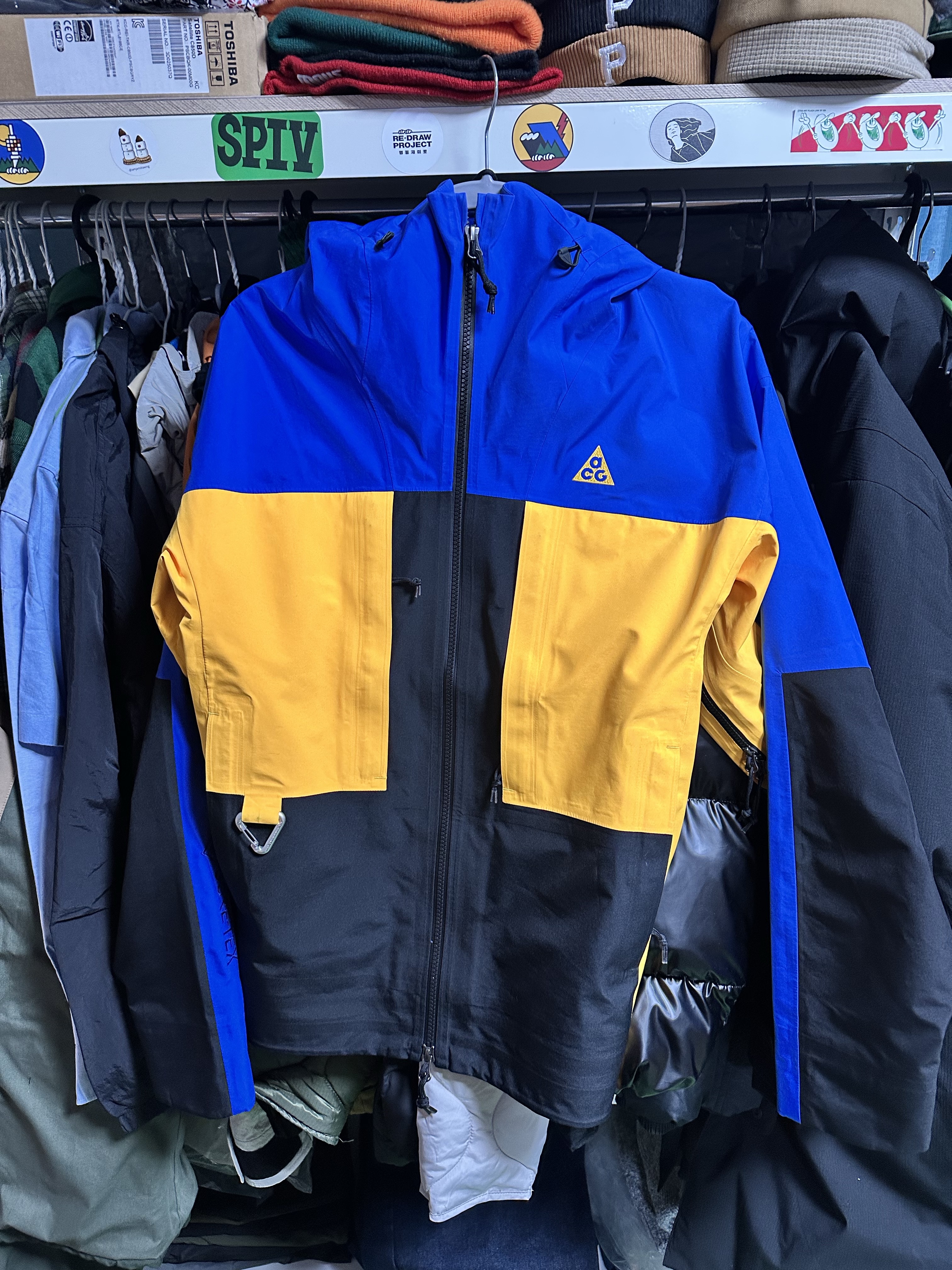 Nike ACG Gore-Tex Misery Ridge Jacket Hyper Royal - Asia 착용 스타일