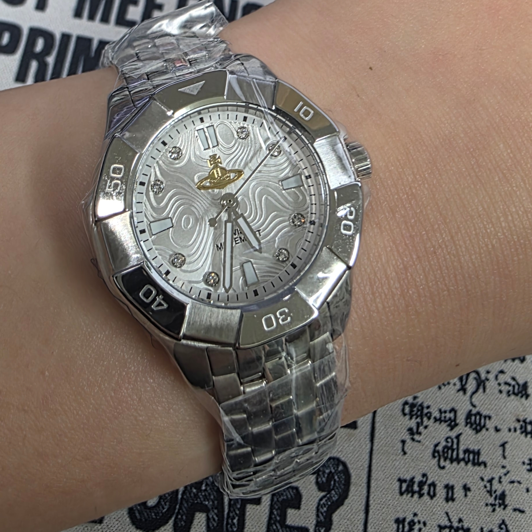 (W) Vivienne Westwood The Brompton Quartz 31mm Silver 착용 스타일