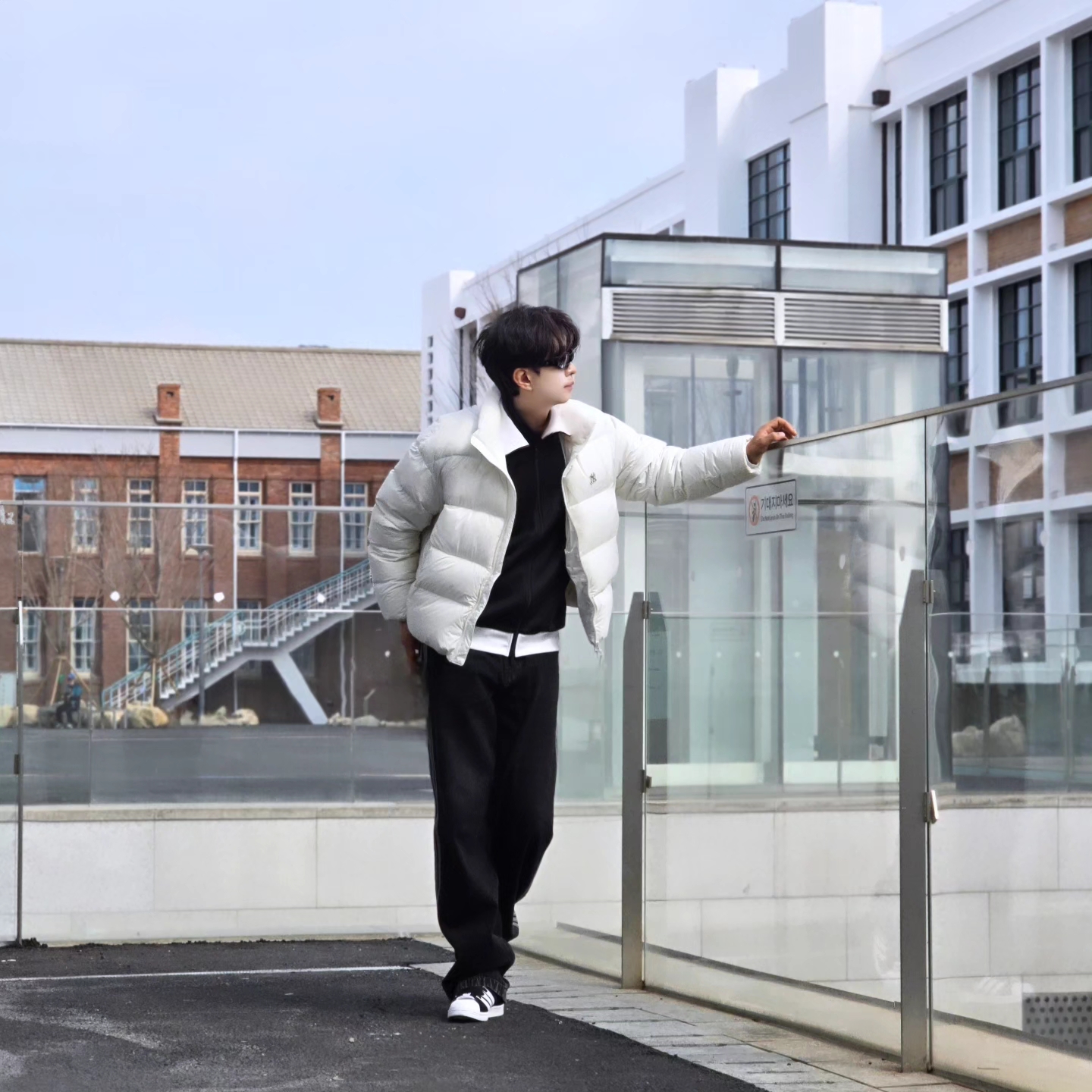 Adidas Adicolor Classics Beckenbauer Track Jacket Black - US Sizing, Adidas Adicolor Classics Beckenbauer Track Jacket Black - KR Sizing 착용 스타일 - 1