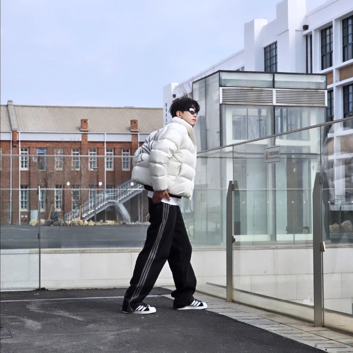 Adidas Adicolor Classics Beckenbauer Track Jacket Black - US Sizing, Adidas Adicolor Classics Beckenbauer Track Jacket Black - KR Sizing 착용 스타일 - 8