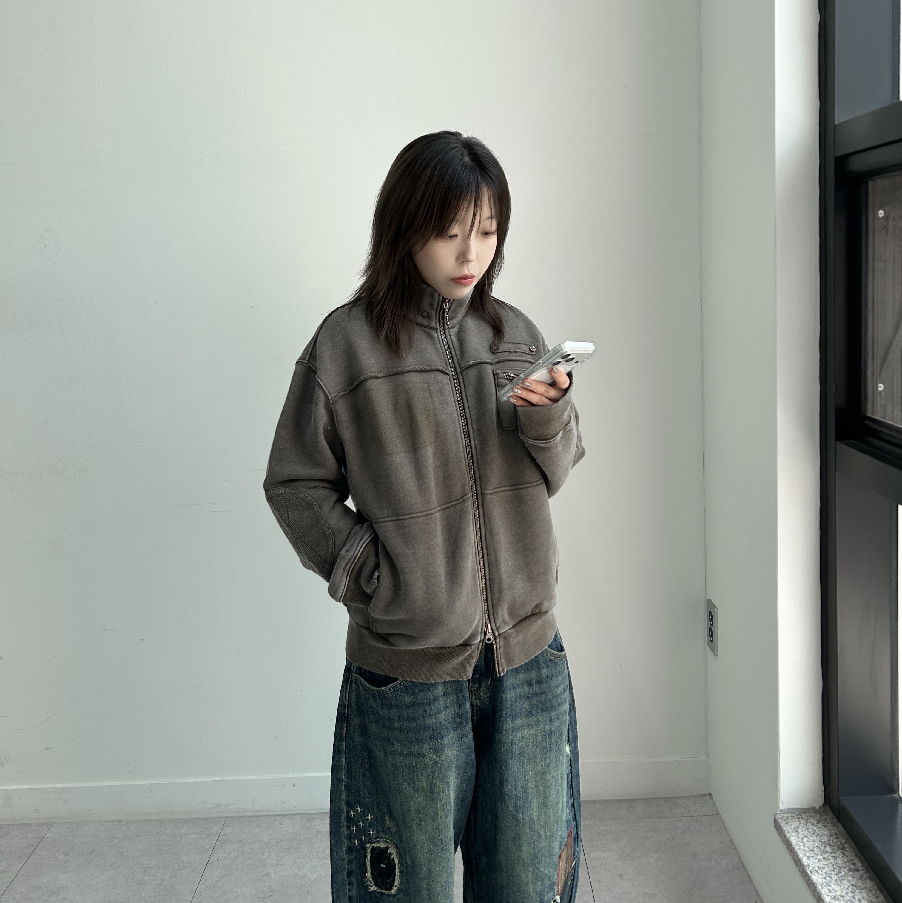 MAINBOOTH Field Combat Jacket KHAKI 착용 스타일 - 2