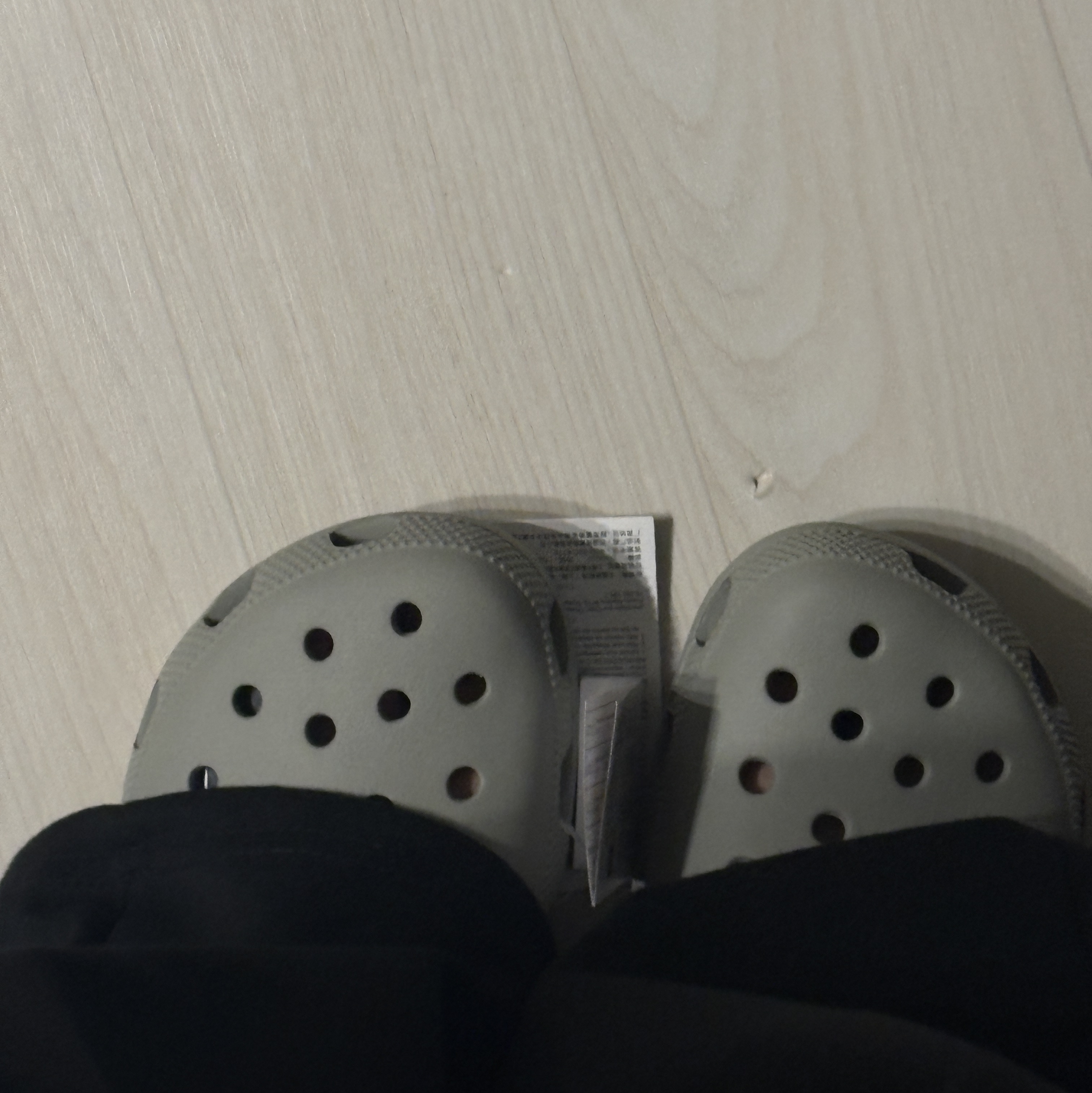 Crocs Classic Clog Elephant 착용 스타일 - 2